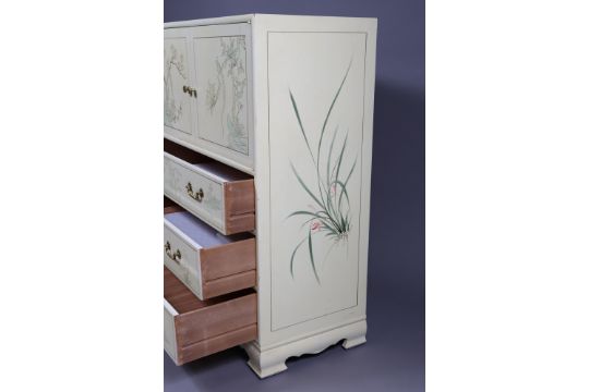 An oriental-style cream lacquered side cabinet with all-over bird & foliage decoration with cupboard - Image 8 of 12