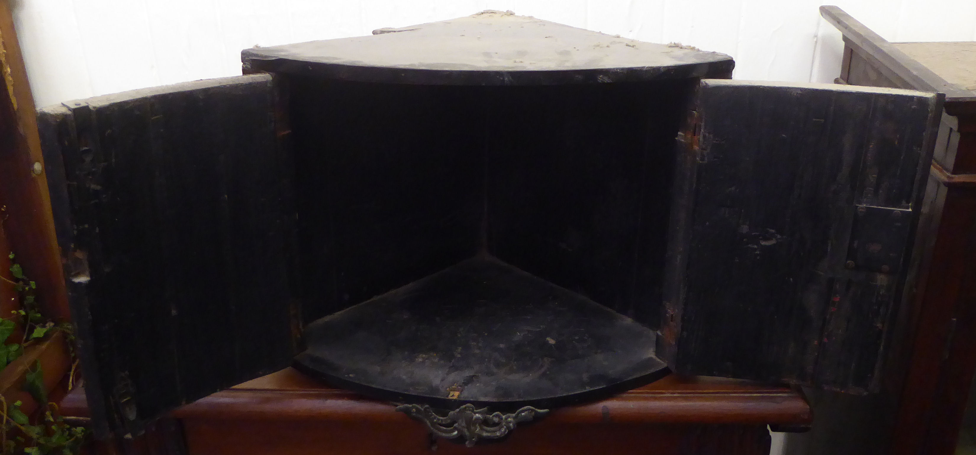 Small furniture: to include a late 18thC marquetry hanging corner cupboard with two doors, decorated - Image 6 of 10