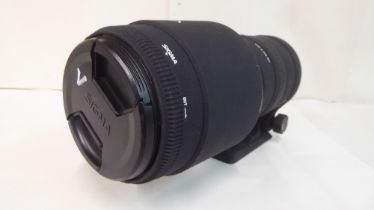 A Sigma DG 150-500mm 1:5-6:3 APO HSM camera lens