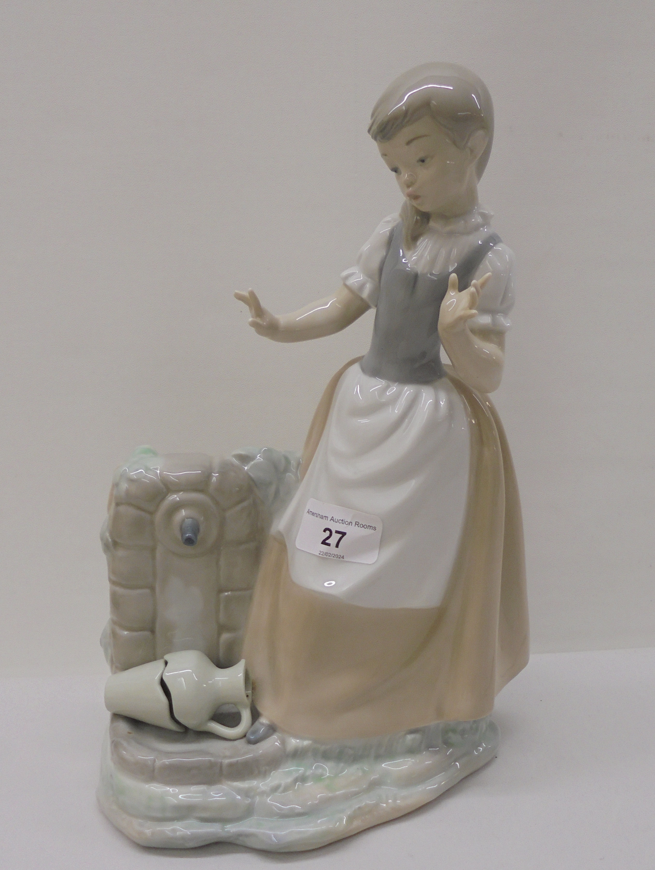 Three Lladro, three Nao and one Nadal porcelain figures: to include a seated angelic figure  4"h - Image 11 of 13