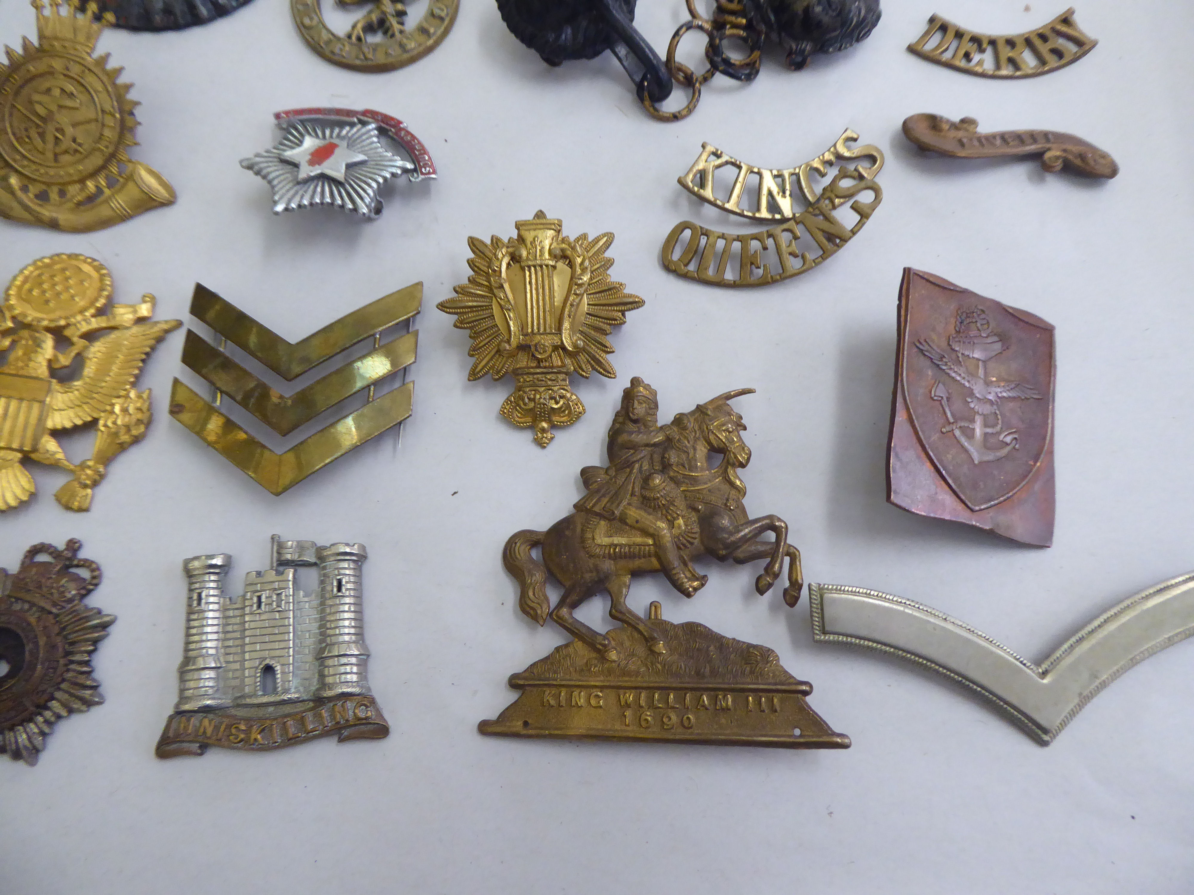 Brass, steel and other metal badges and buckles: to include US Military examples (Please Note: - Image 2 of 5