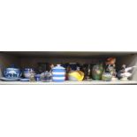 Wedgwood jasperware ceramics: to include a Silver Jubilee dish in dark blue  6"dia