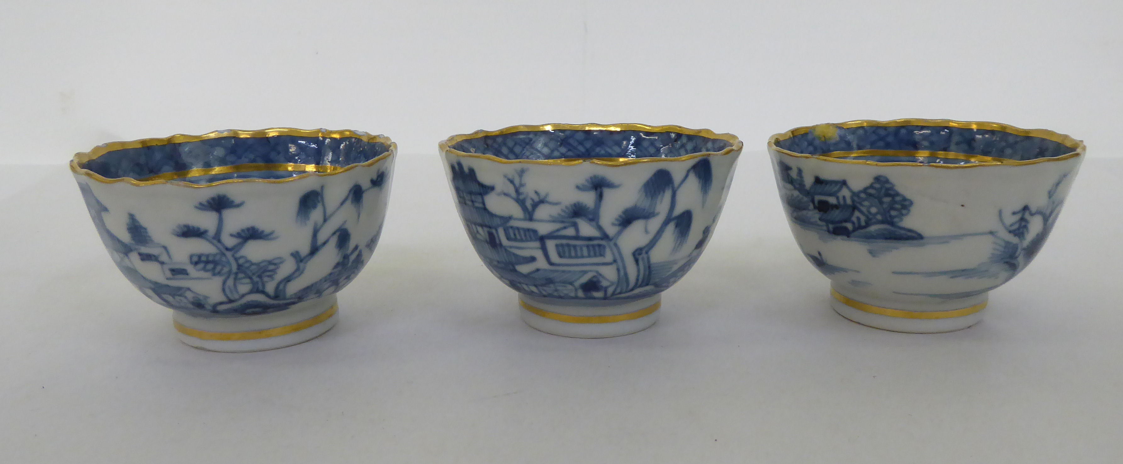 A set of six late 18th/early 19thC porcelain footed tea bowls; and a matching slop bowl, decorated - Image 13 of 18