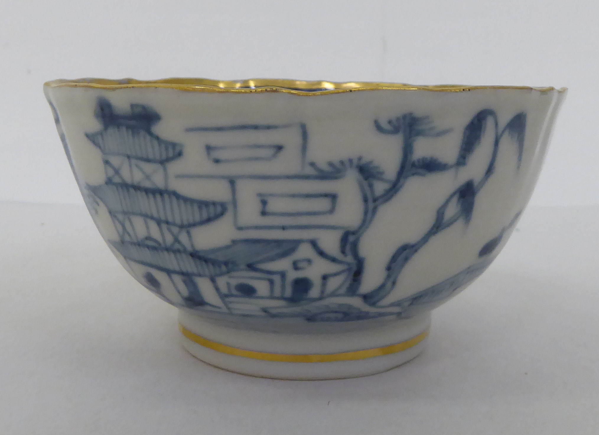 A set of six late 18th/early 19thC porcelain footed tea bowls; and a matching slop bowl, decorated - Image 2 of 18