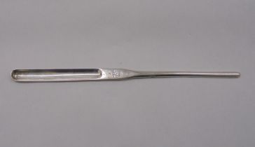 An early 19thC silver marrow scoop  stamped Sterling