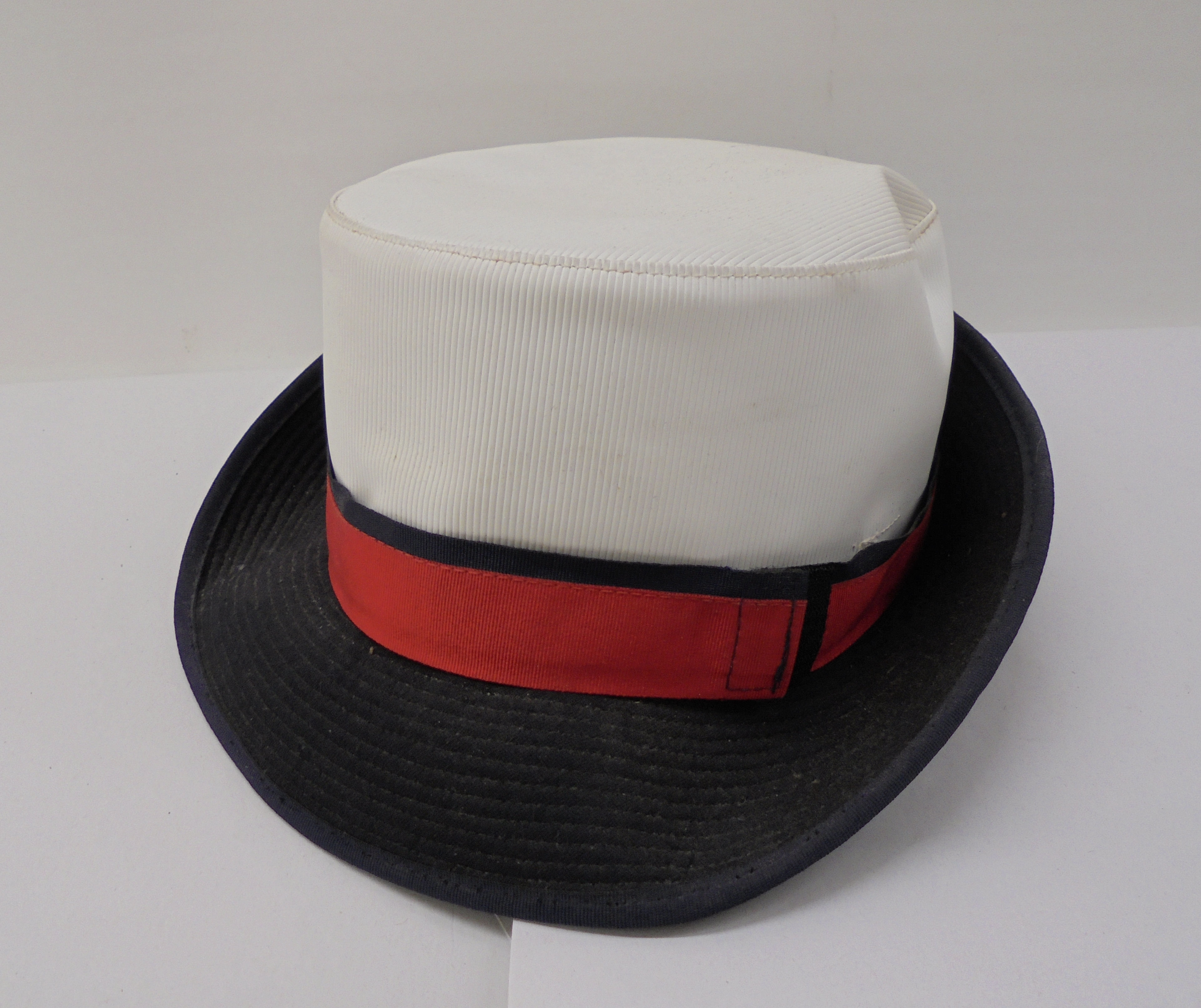 Three hats: to include a pith helmet - Image 5 of 10