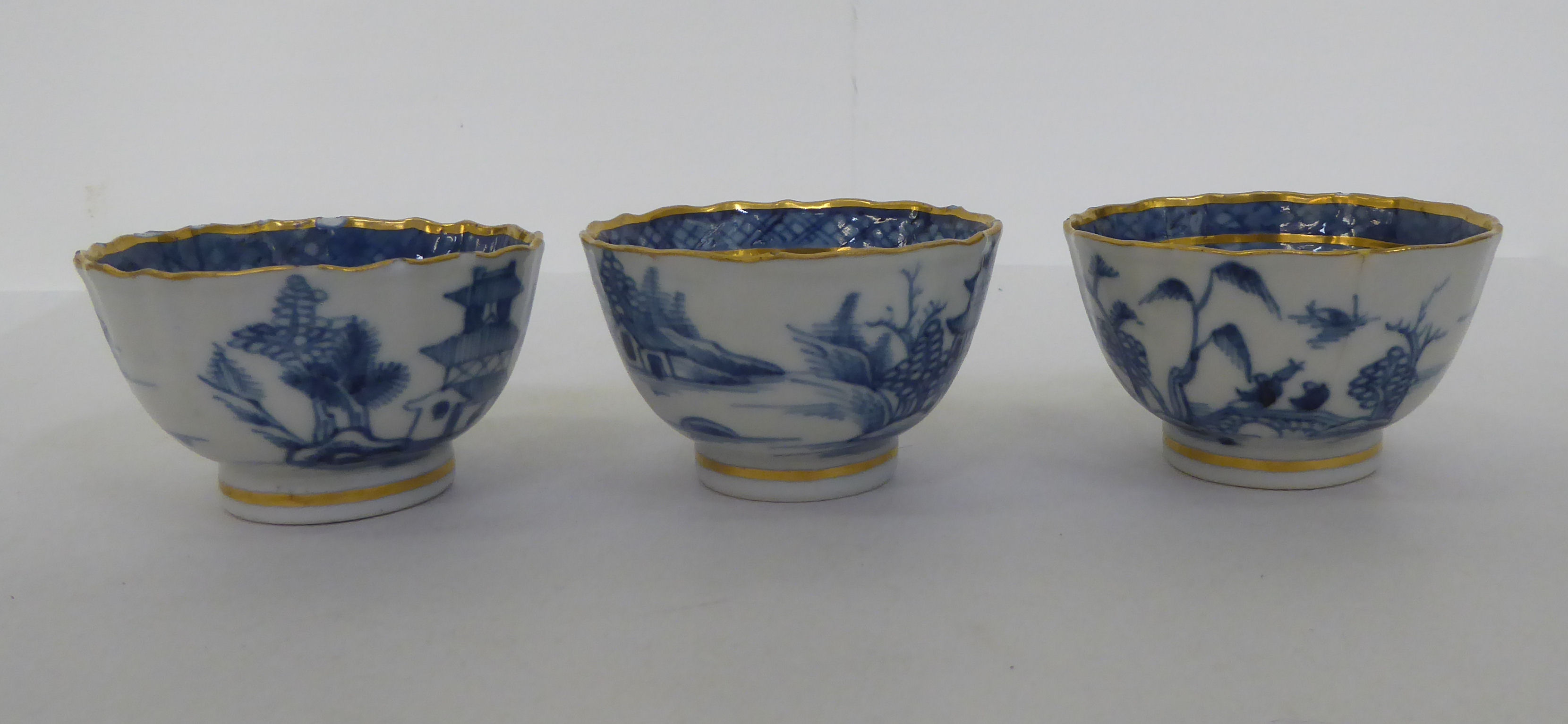 A set of six late 18th/early 19thC porcelain footed tea bowls; and a matching slop bowl, decorated - Image 15 of 18