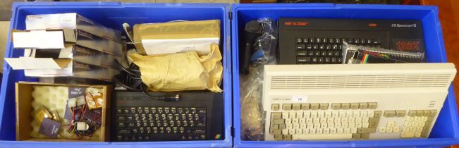 Circa 1970s-1990s computer, gaming and similar equipment: to include a Amiga A1200 keyboard; and a