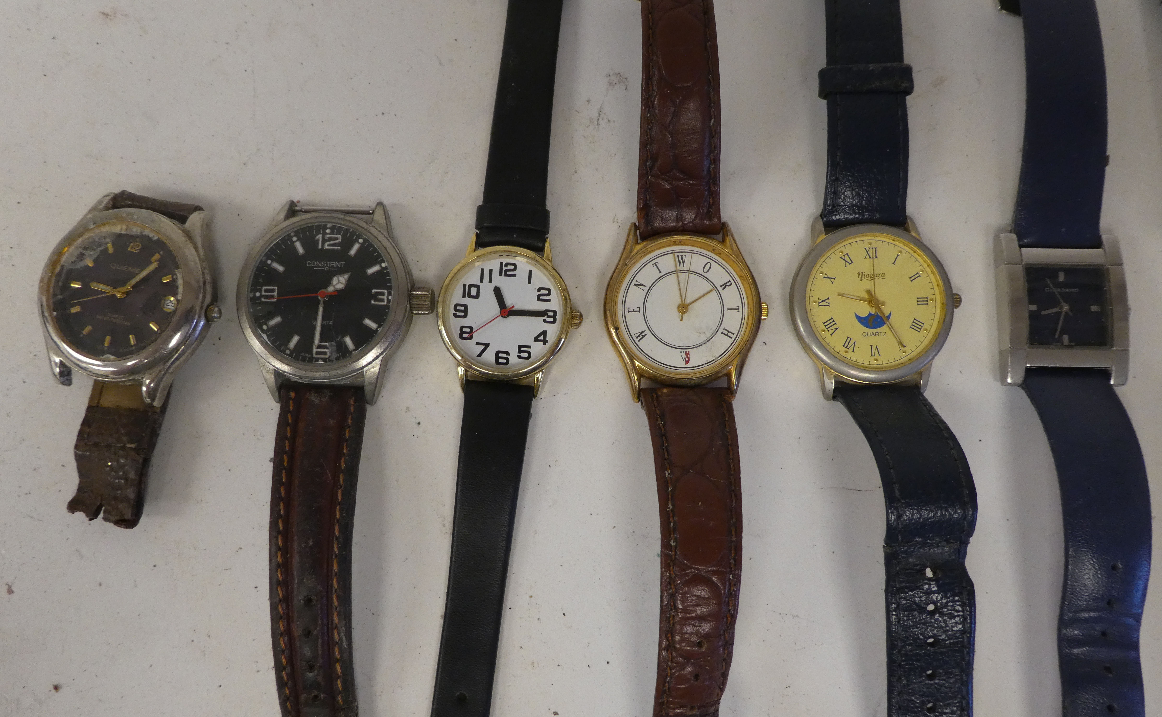 Variously cased and strapped ladies and gents wristwatches - Image 43 of 55