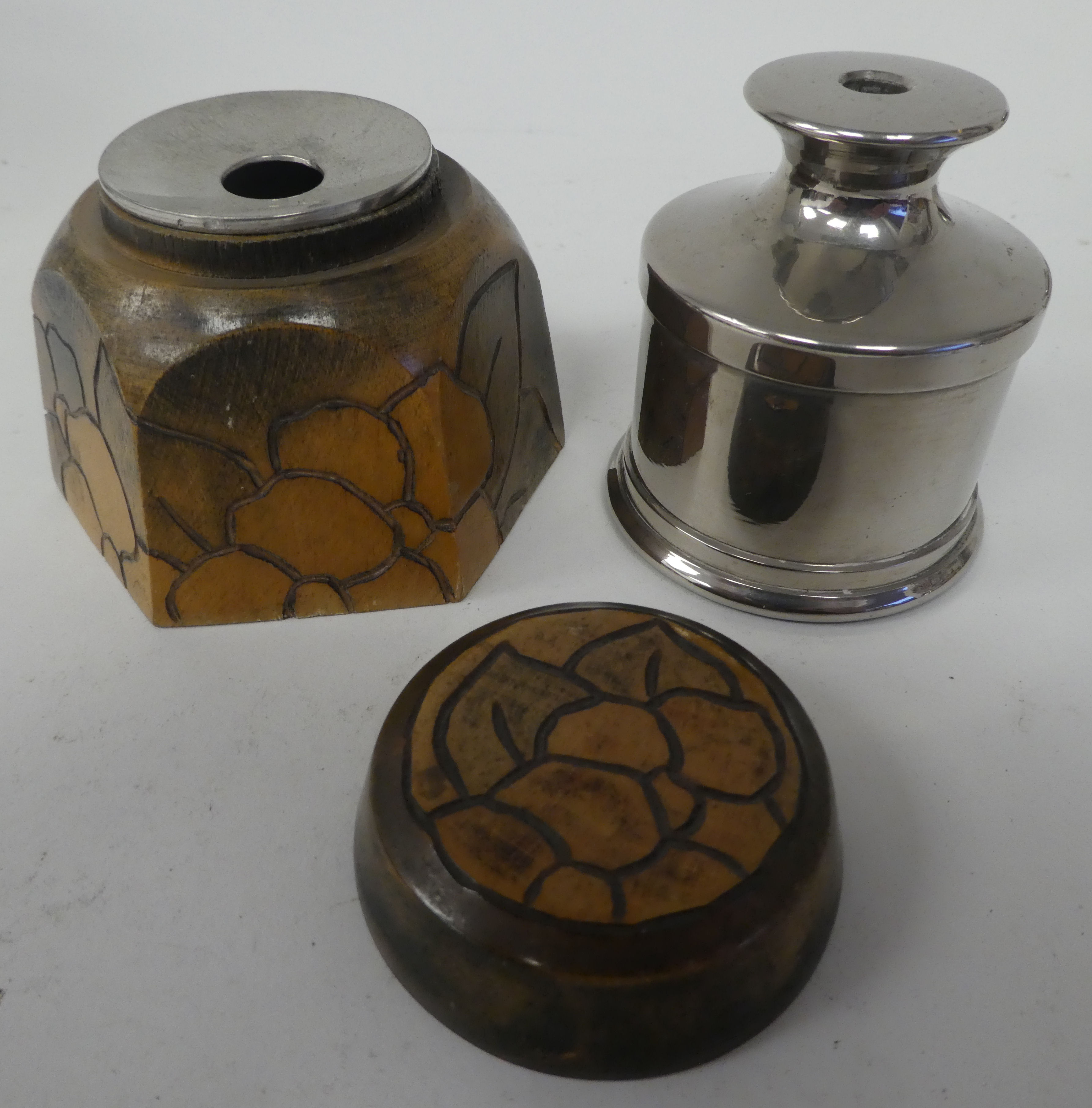 A miscellany of early 20thC and later inkwells: to include an example in silver, of capstan - Image 6 of 10