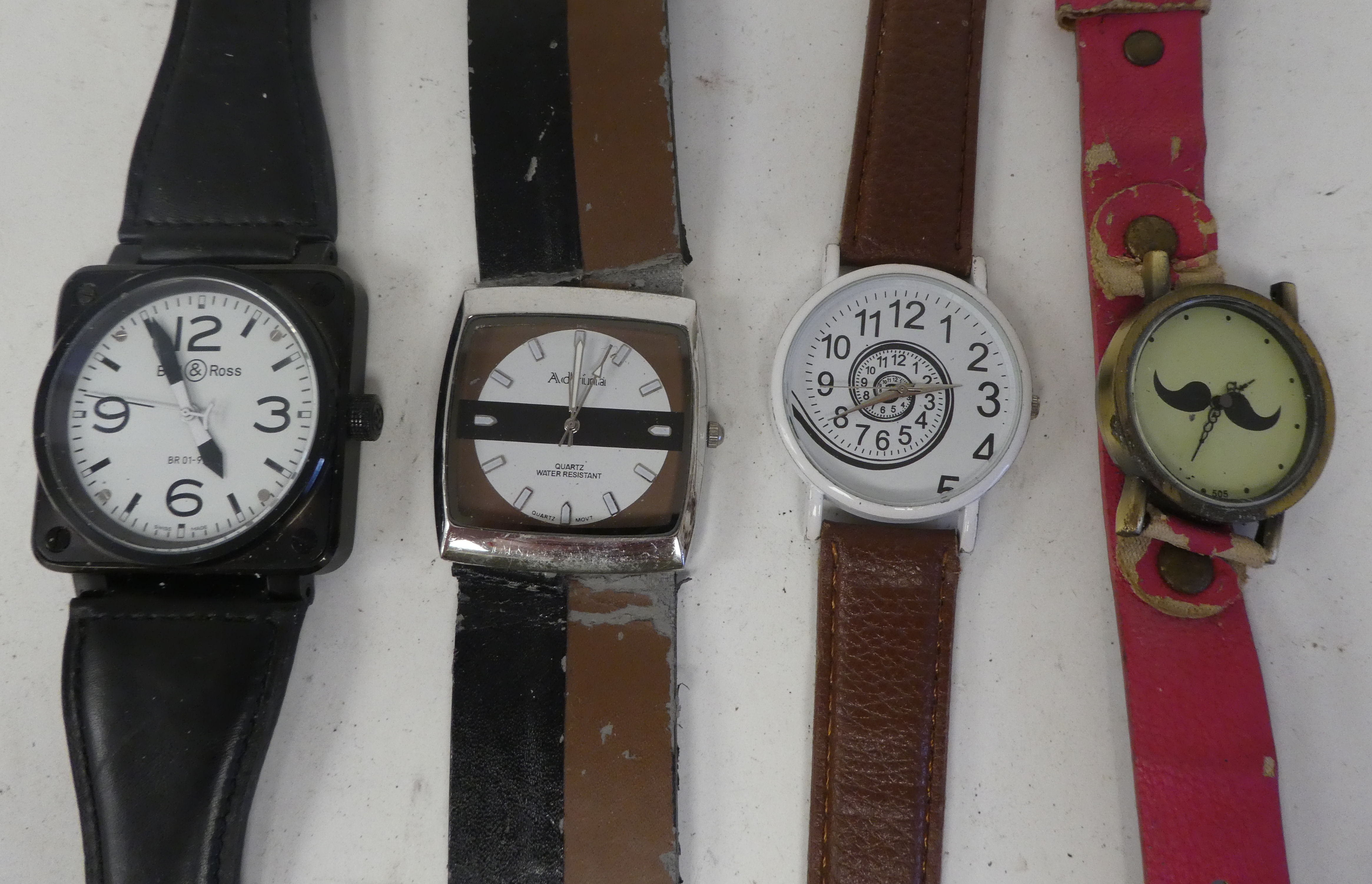 Variously cased and strapped ladies and gents wristwatches - Image 39 of 55