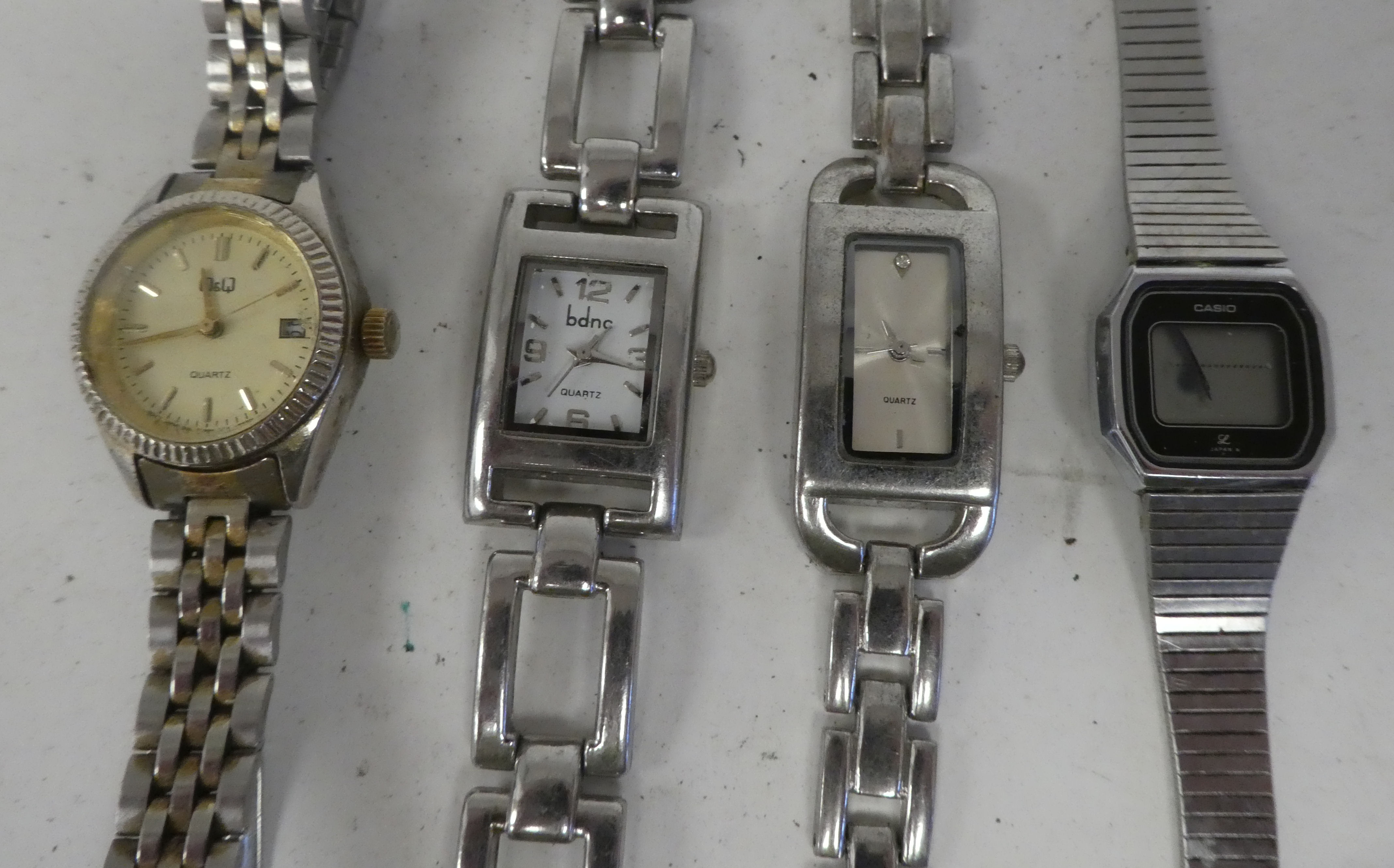 Variously cased and strapped ladies and gents wristwatches - Image 14 of 55