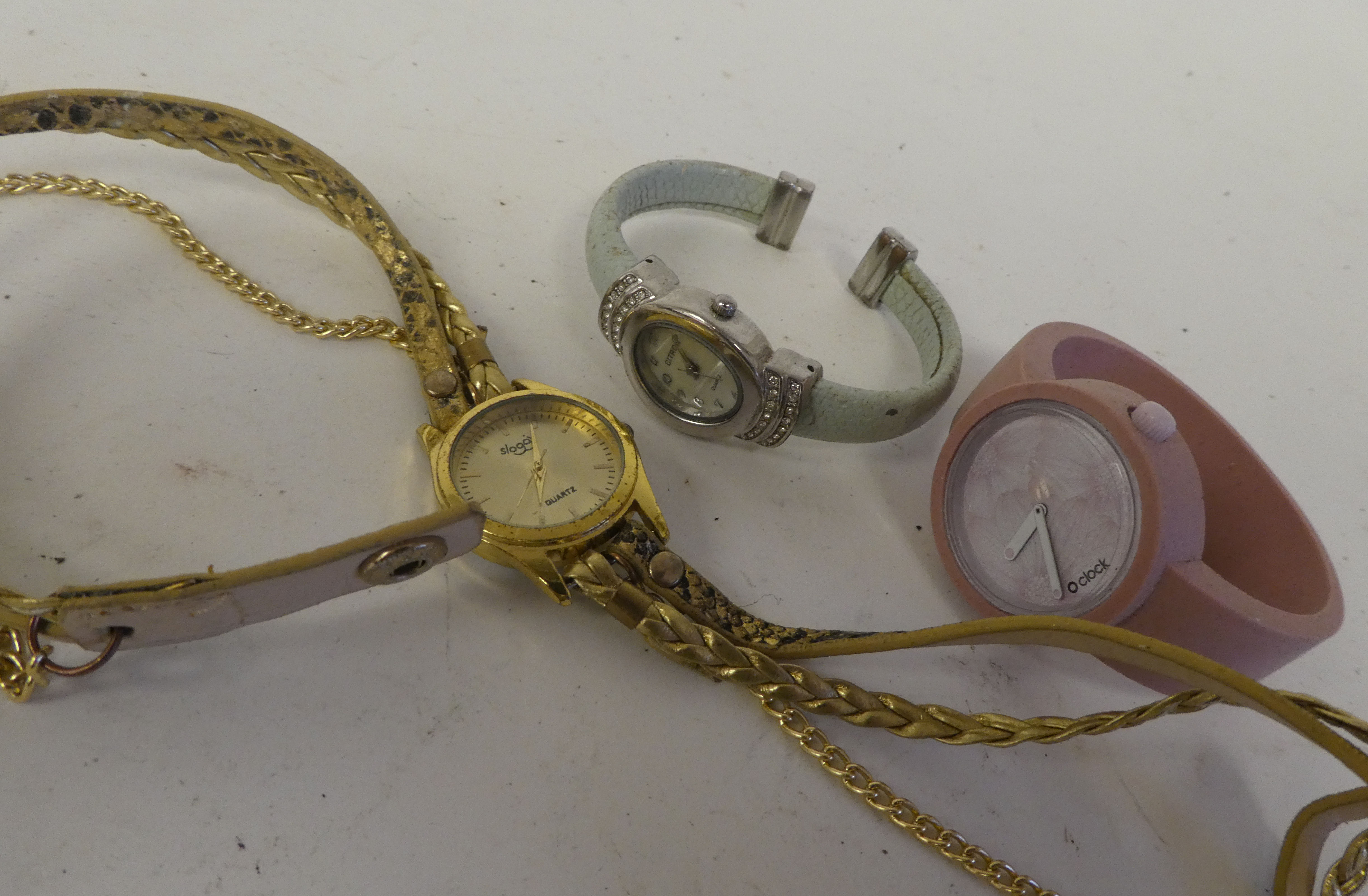 Variously cased and strapped wristwatches - Image 26 of 47