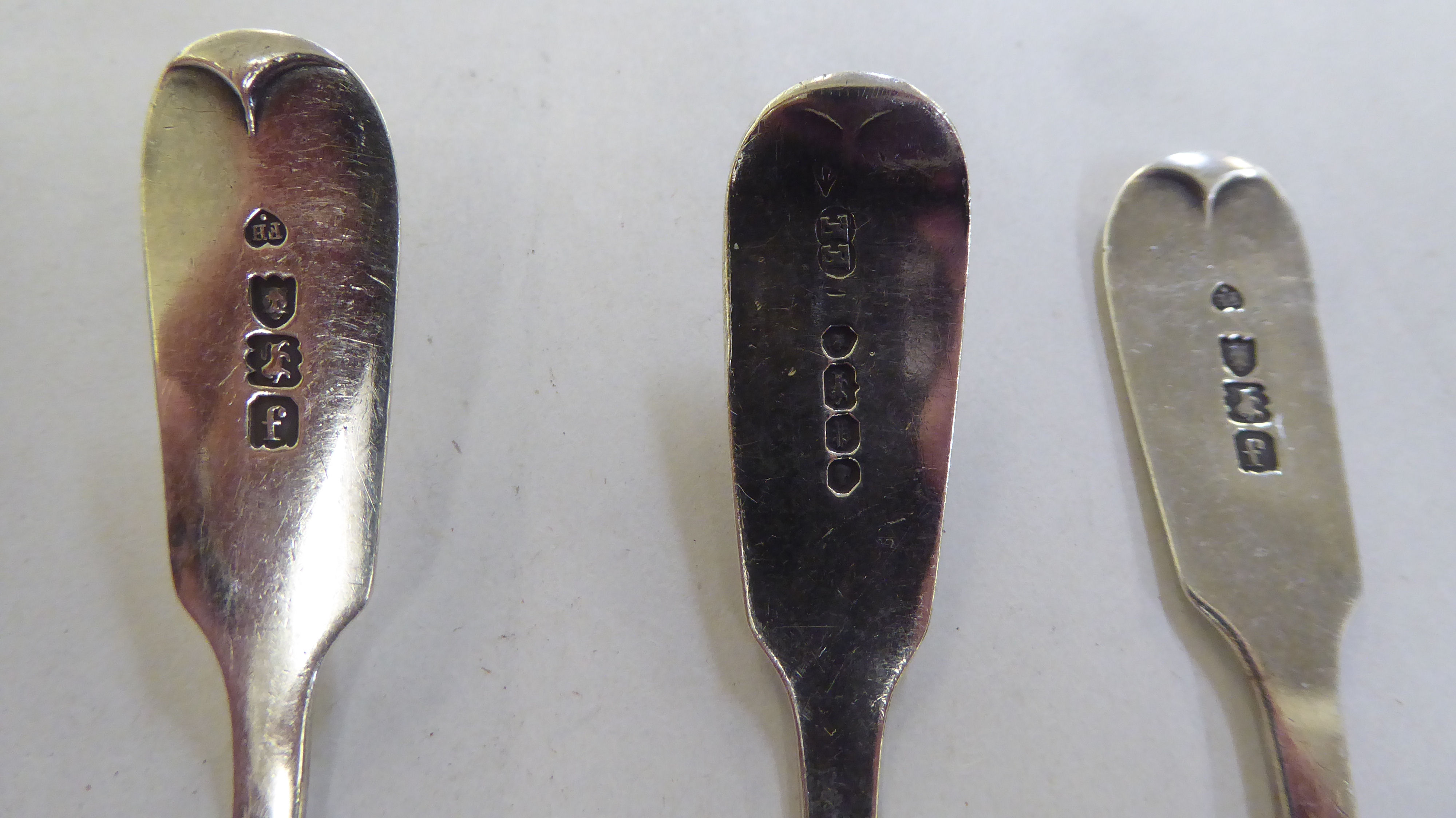 Silver collectables: to include a pair of fiddle pattern soup ladles  London 1900 - Image 3 of 3