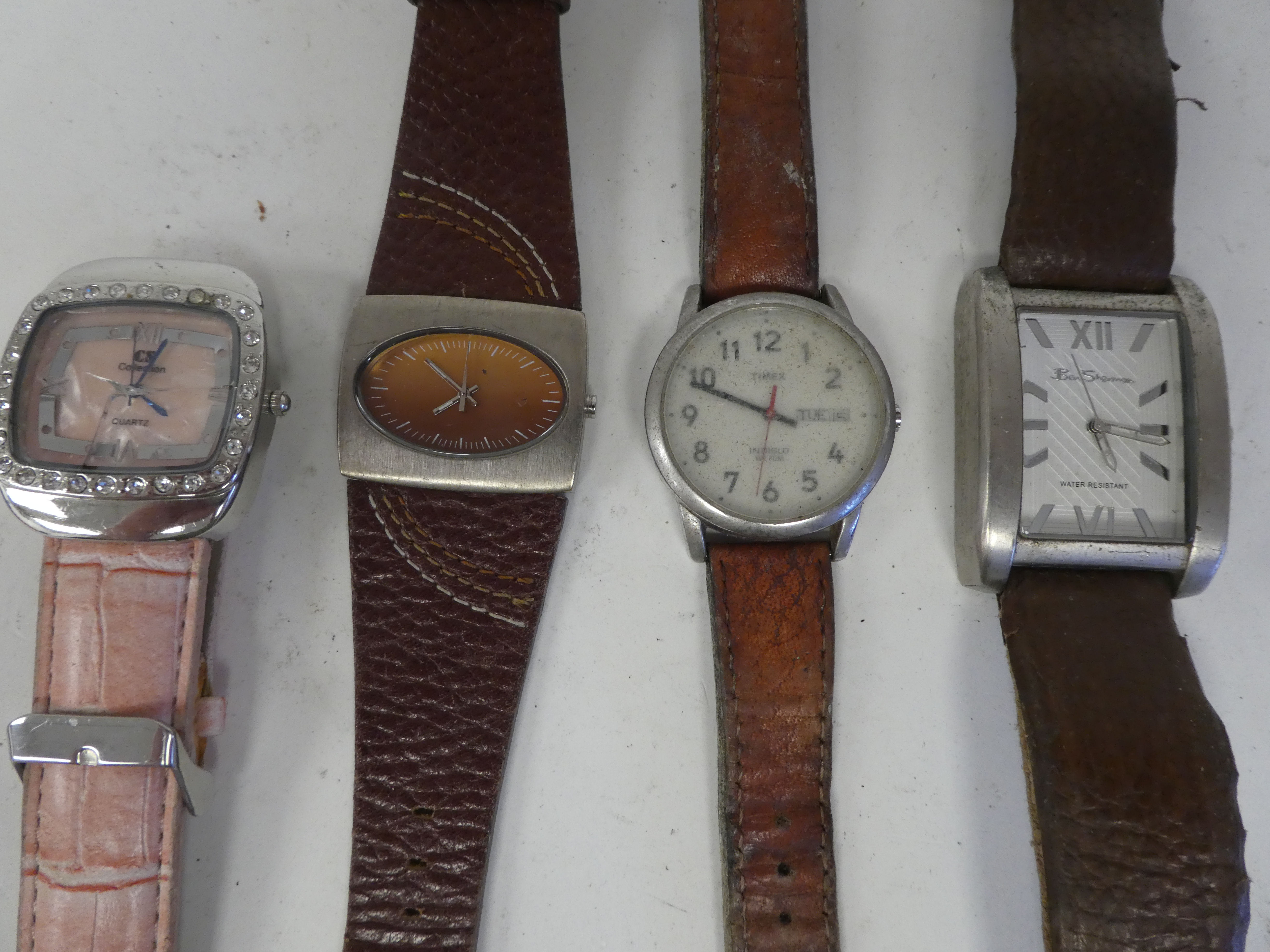 Variously cased and strapped wristwatches - Image 37 of 47