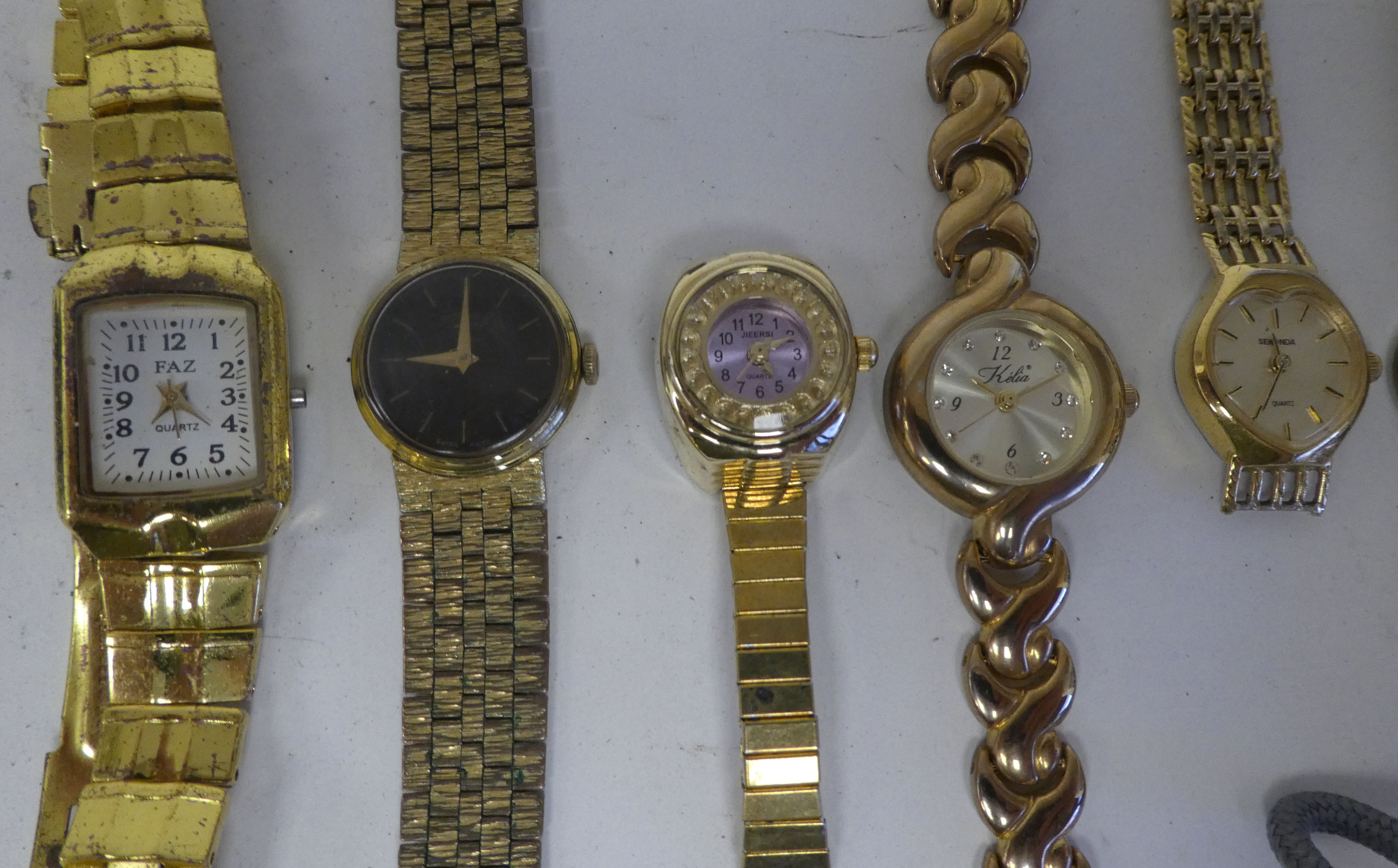 Variously cased and strapped ladies and gents wristwatches - Image 34 of 55