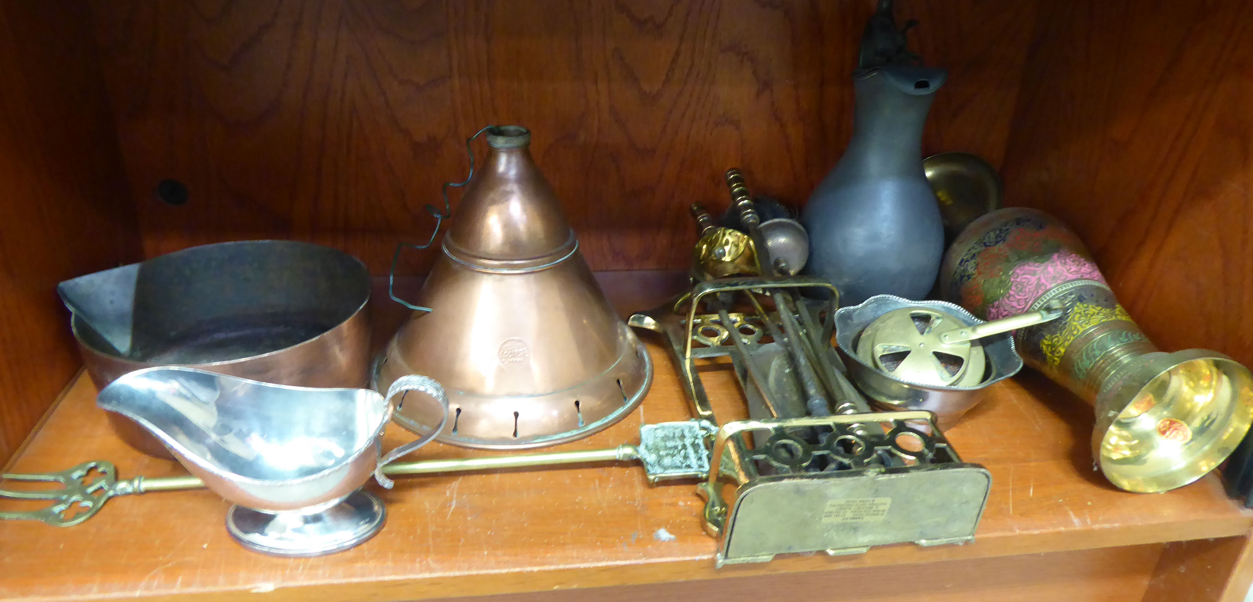 Mixed metalware: to include a North African design brass kettle - Image 3 of 4