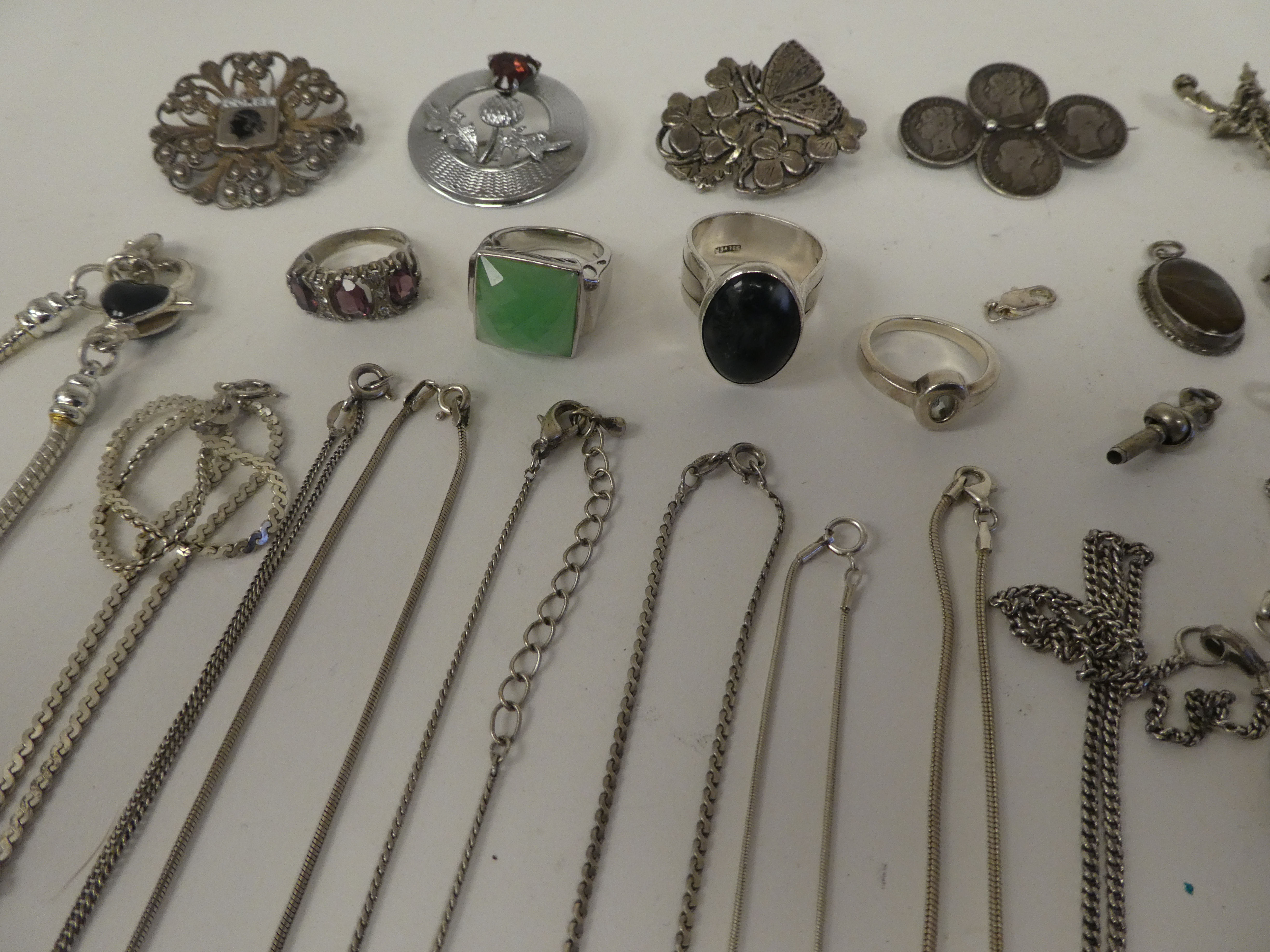 Silver, silver coloured metal and white metal items of personal ornament: to include pendants; - Image 2 of 8