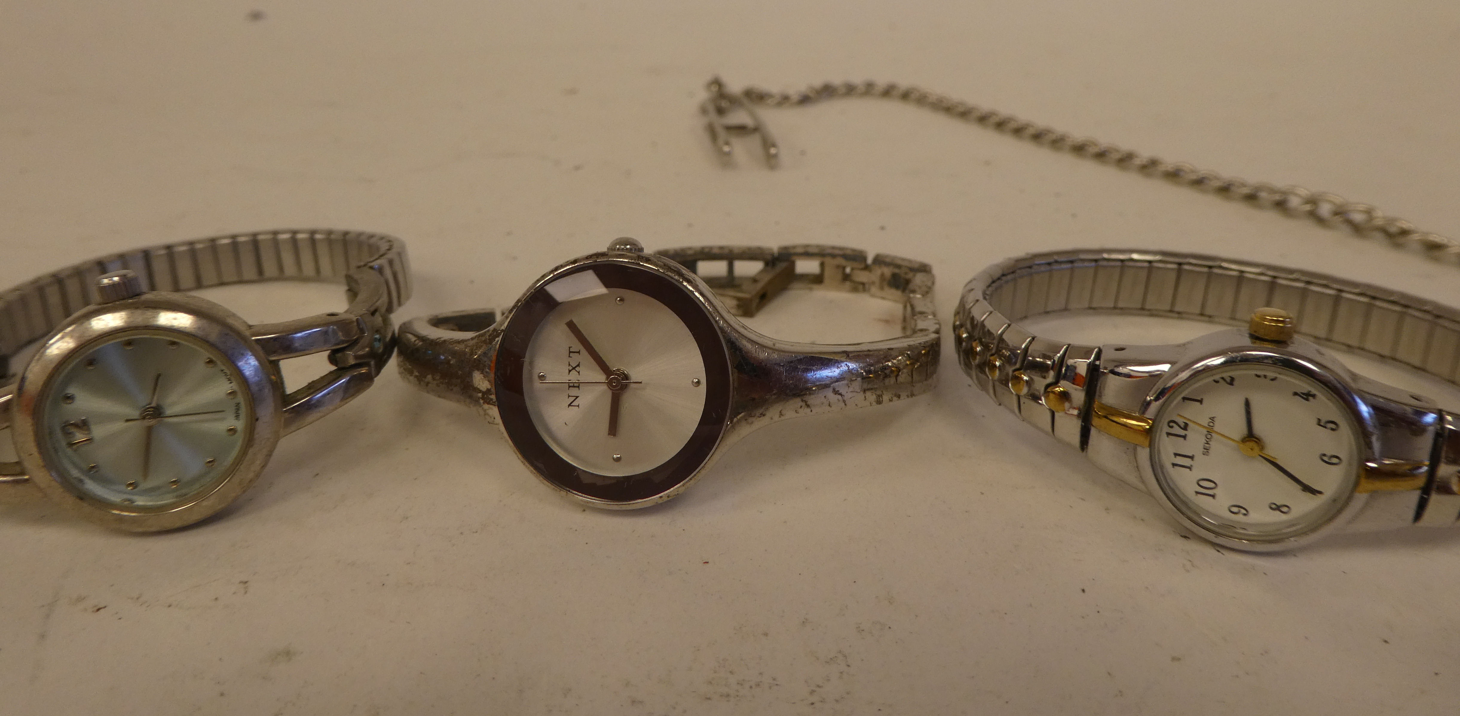 Variously cased and strapped wristwatches - Image 17 of 47