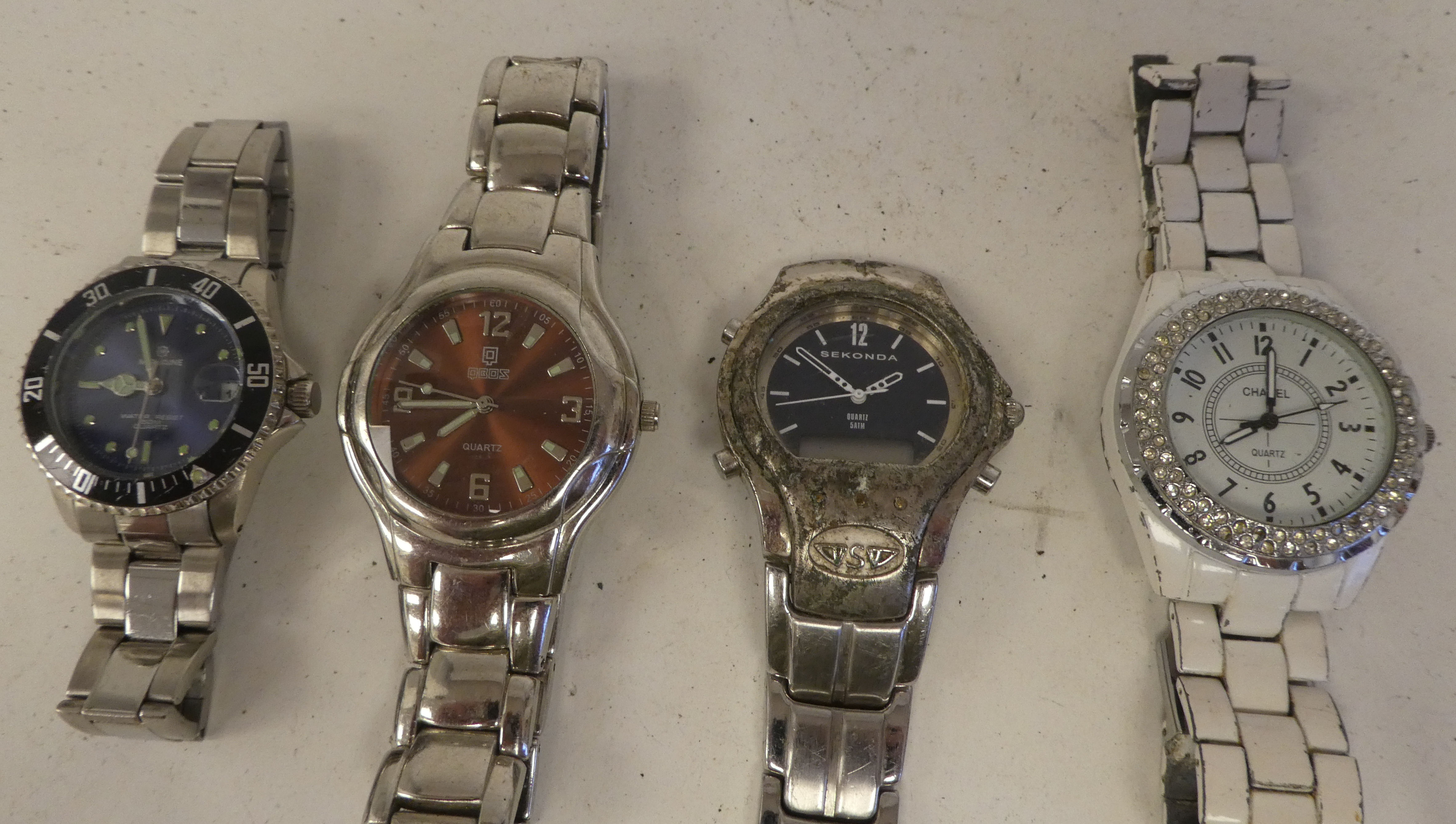 Variously cased and strapped ladies and gents wristwatches - Image 9 of 55