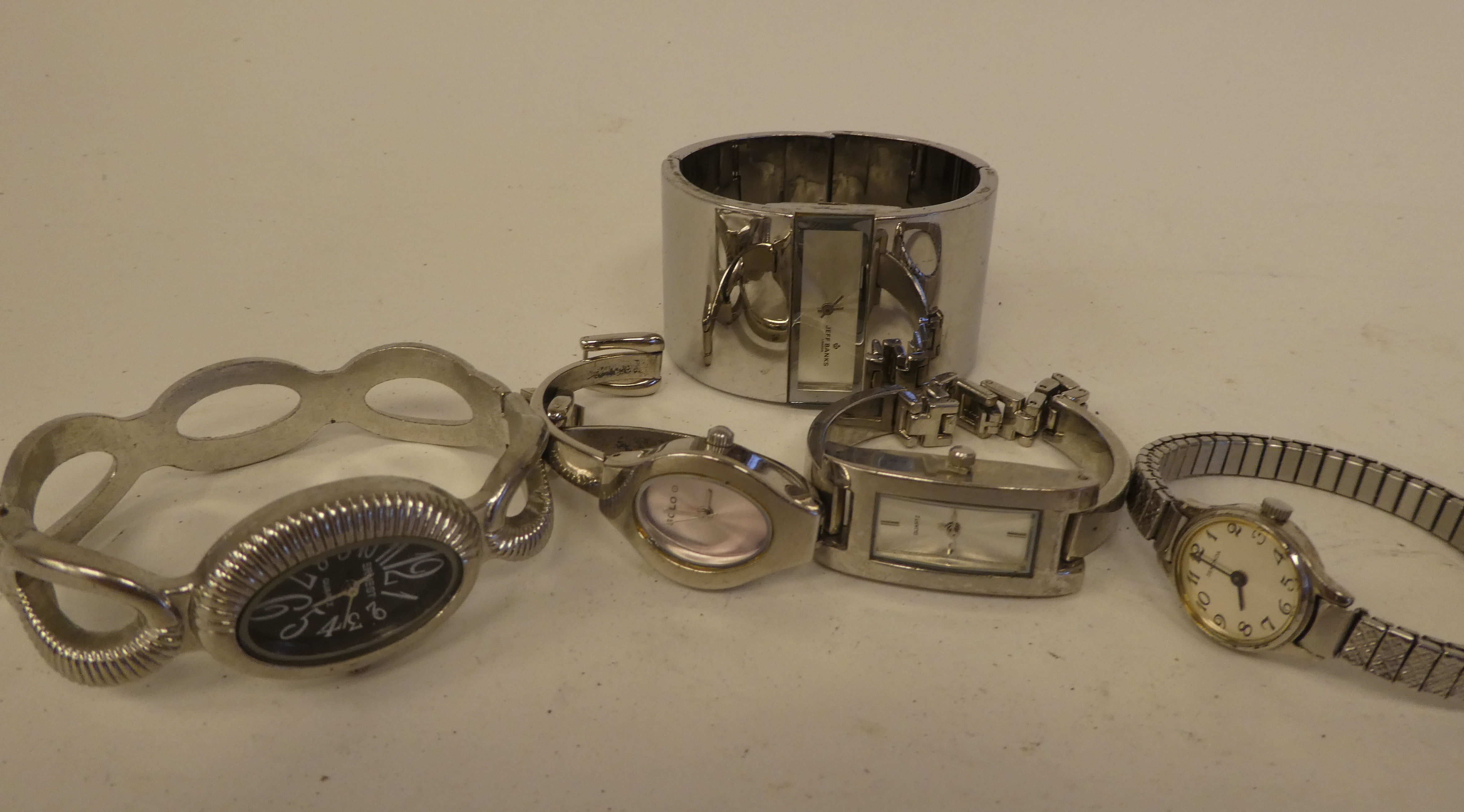 Variously cased and strapped ladies and gents wristwatches - Image 18 of 55