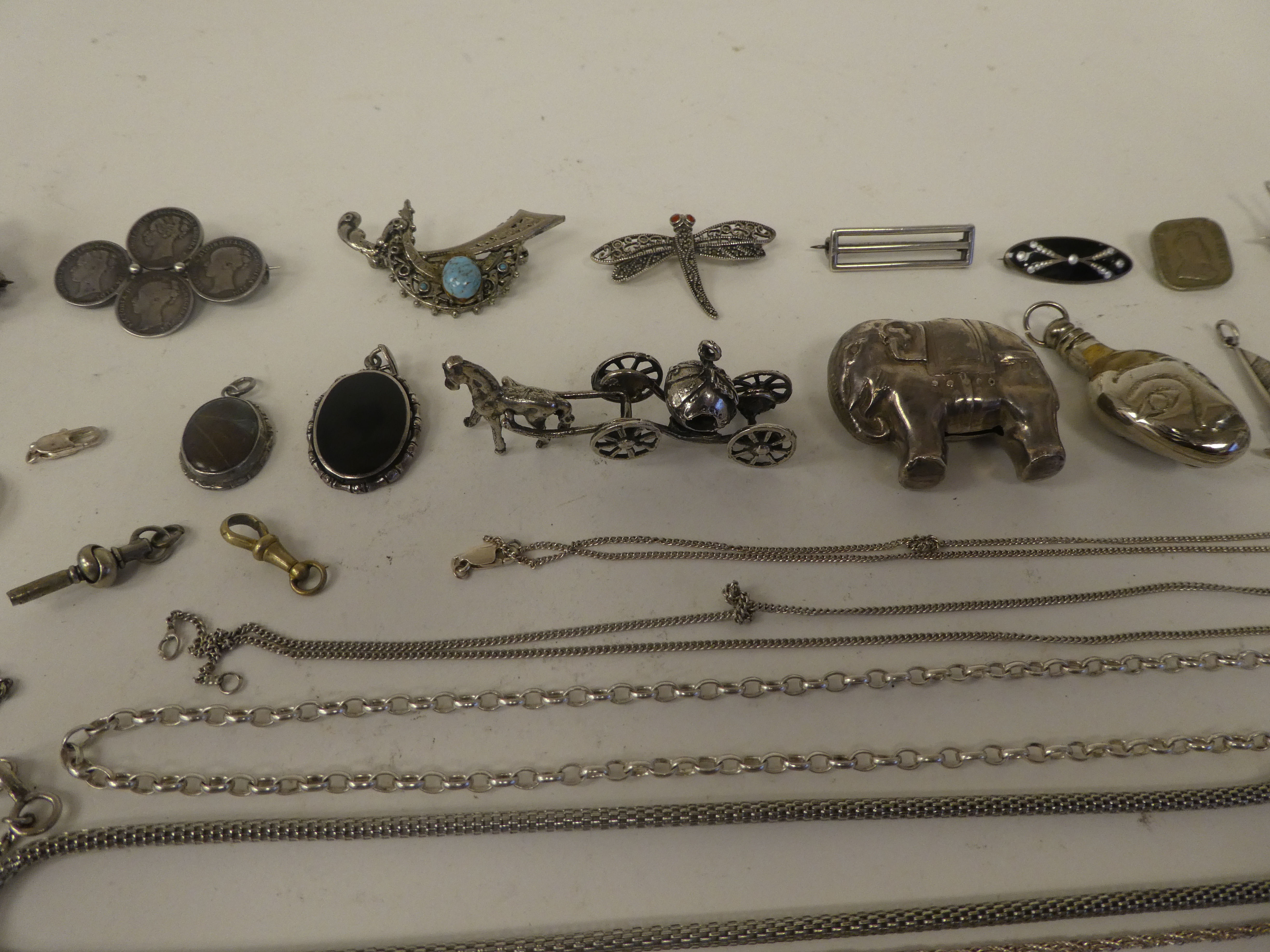 Silver, silver coloured metal and white metal items of personal ornament: to include pendants; - Image 3 of 8