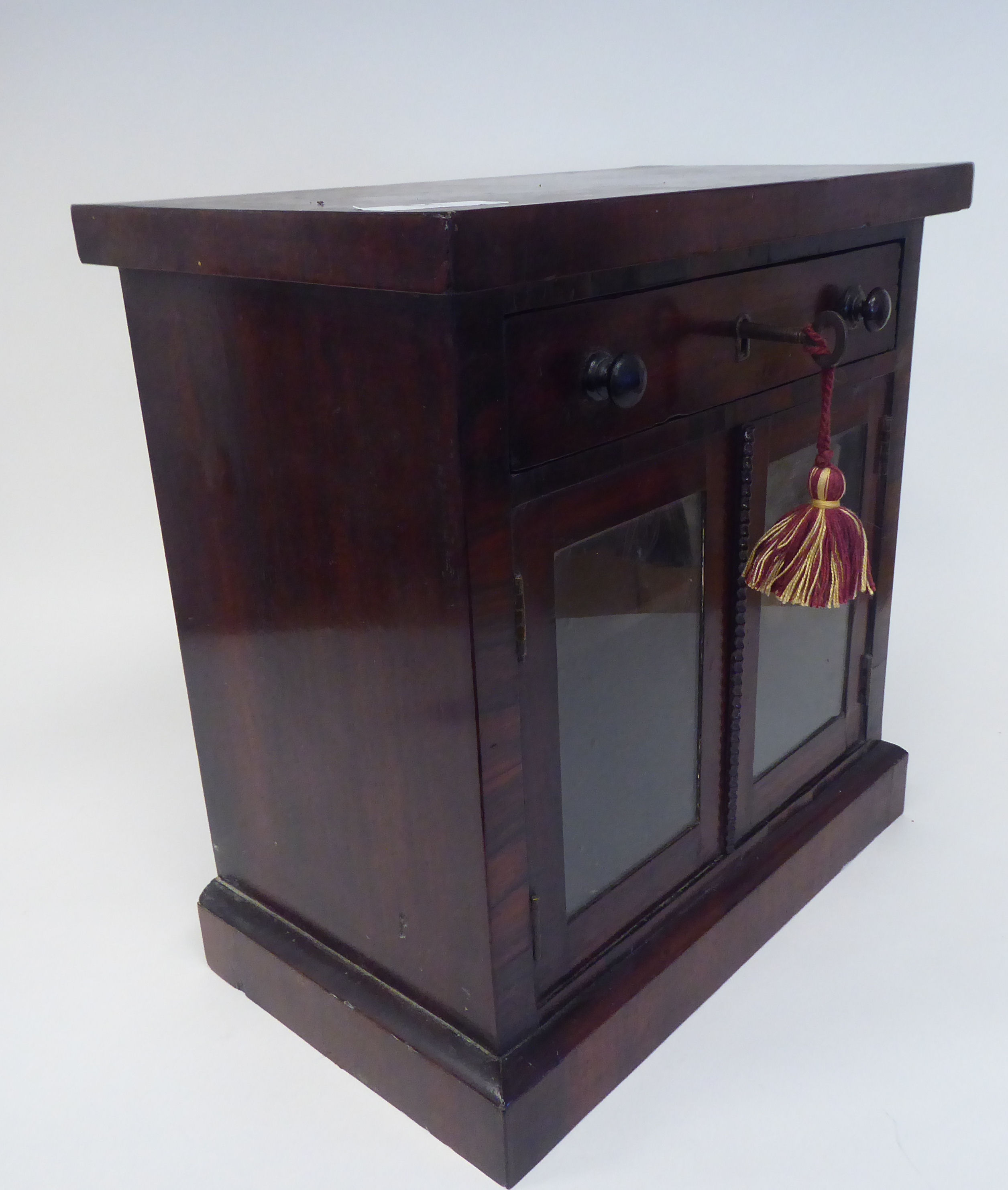 An early Victorian rosewood tabletop collector's cabinet, fashioned as a miniature chiffonier, the - Image 2 of 4