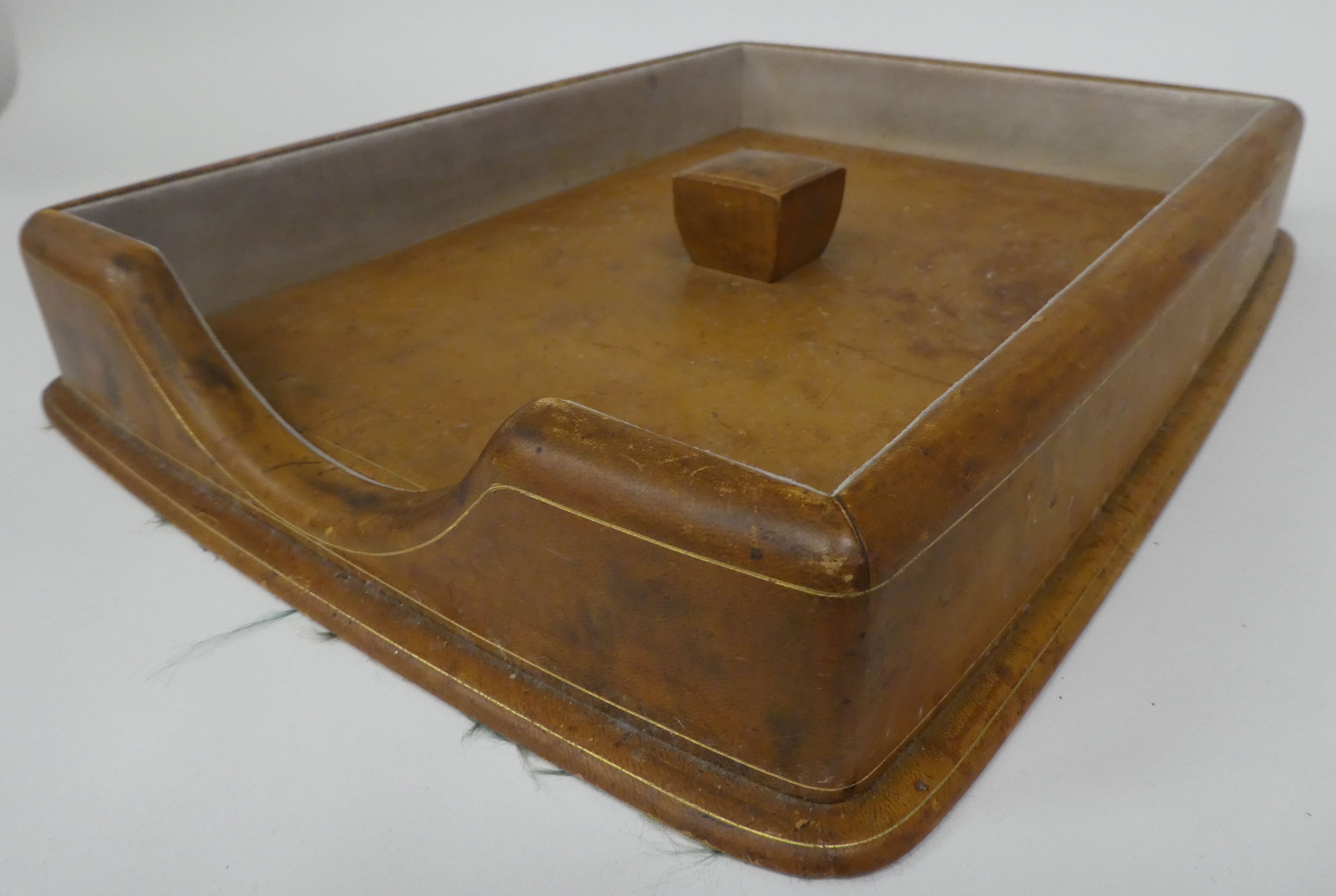 An Italian gilded and burnished mid-brown hide covered desk set, comprising a two-part blotter - Image 10 of 12