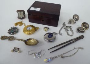 Silver collectables and items of personal ornament: to include pocket watches and sovereign cases