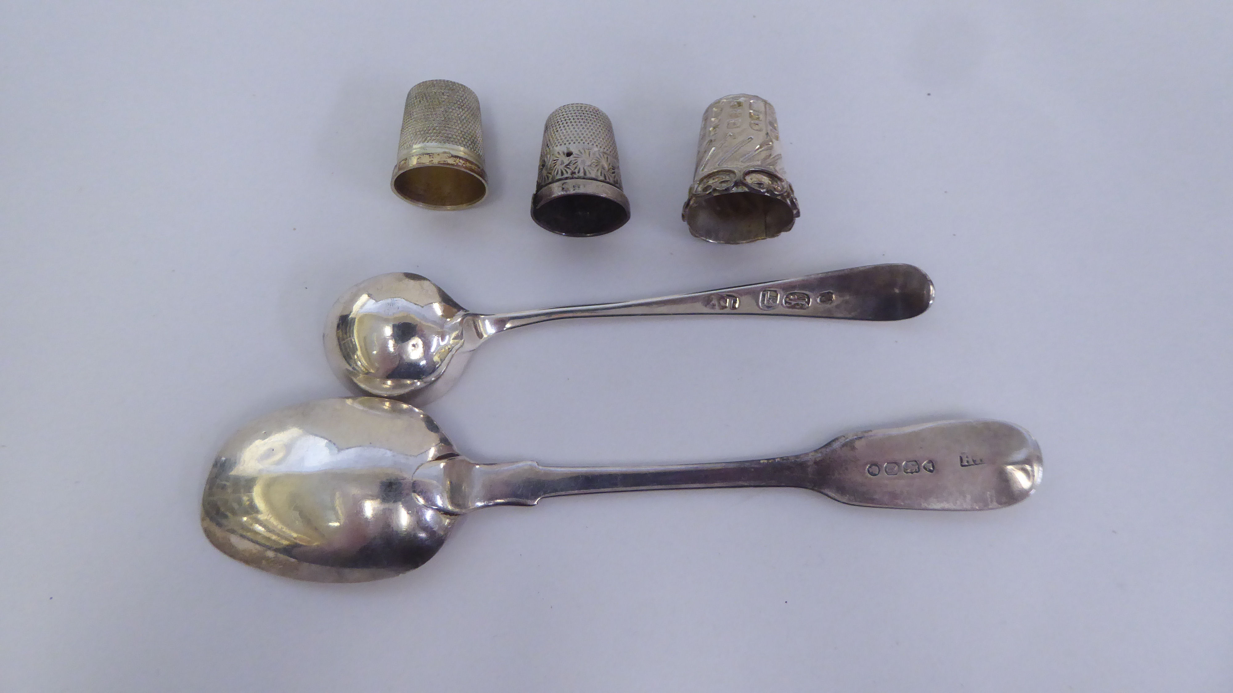 Two sets of six silver handled tea knives  cased; and other silver items  mixed marks - Image 7 of 11