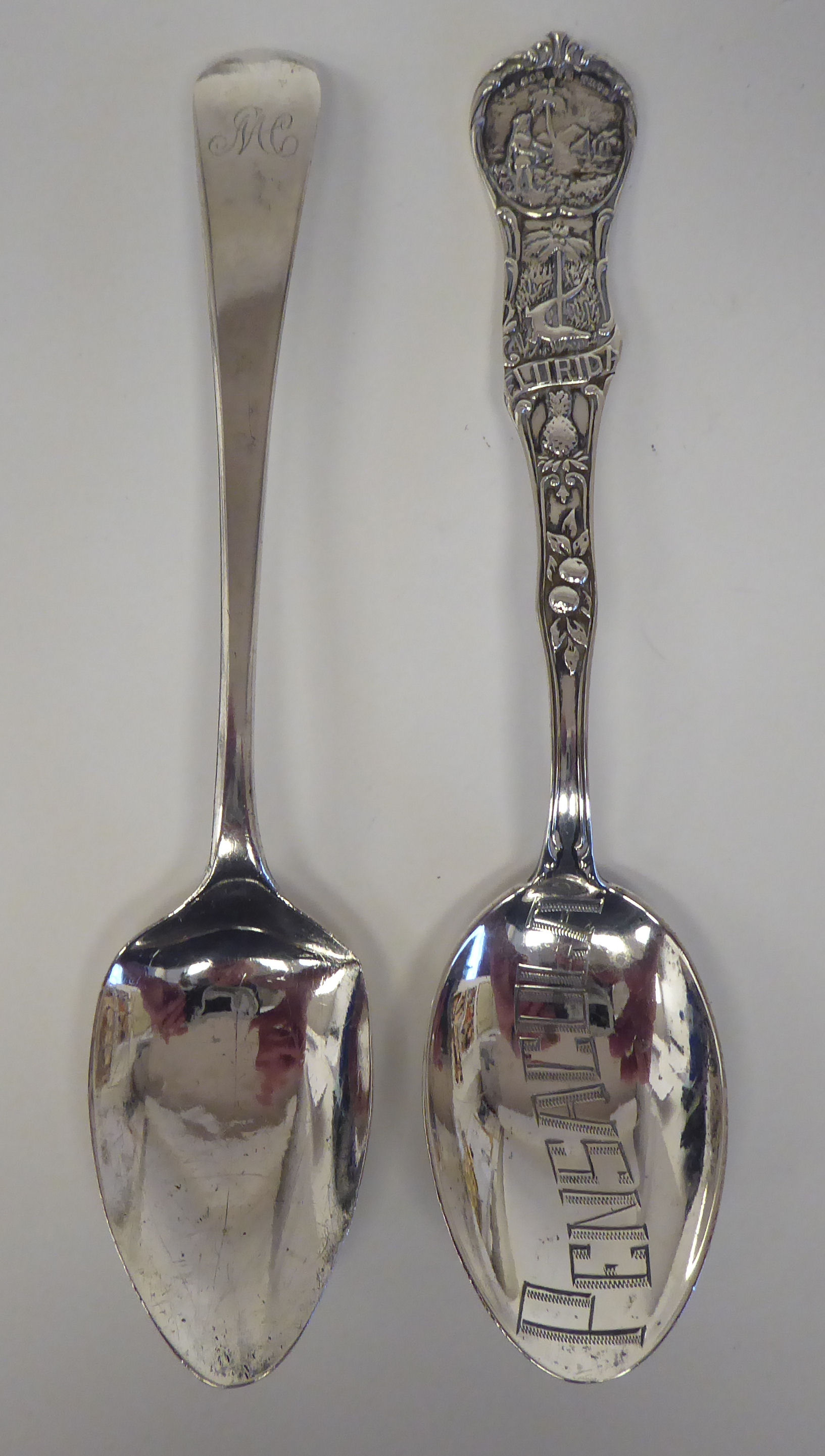 Silver collectables: to include two teaspoons; a flute moulded vesta case; and four Great War - Image 3 of 10