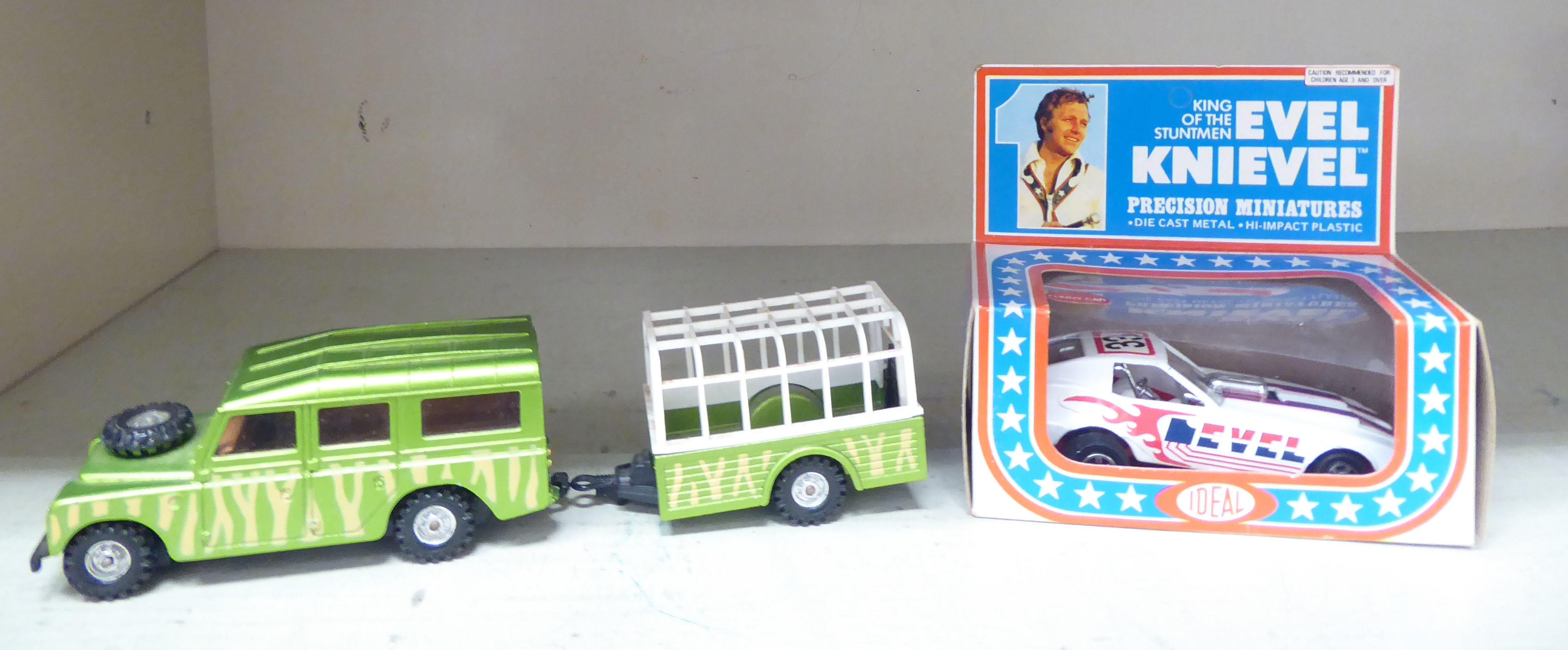 Toys: to include a Pelham 'Dutch Girl' puppet; a Tri-ang truck; and Britain's knight figures - Image 12 of 16
