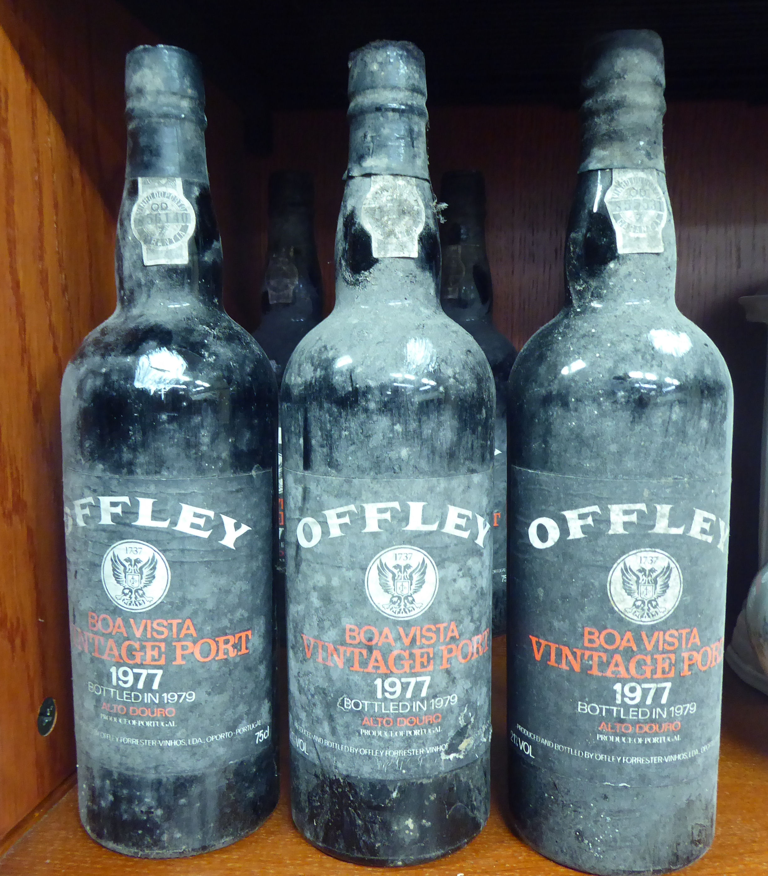 Six bottles of Offley 1977 Vintage Port - Image 2 of 3