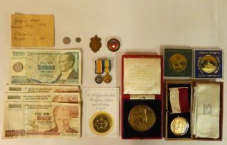 Masonic and other collectables: to include an Honourable Testimonial medal, in a 15ct gold mount