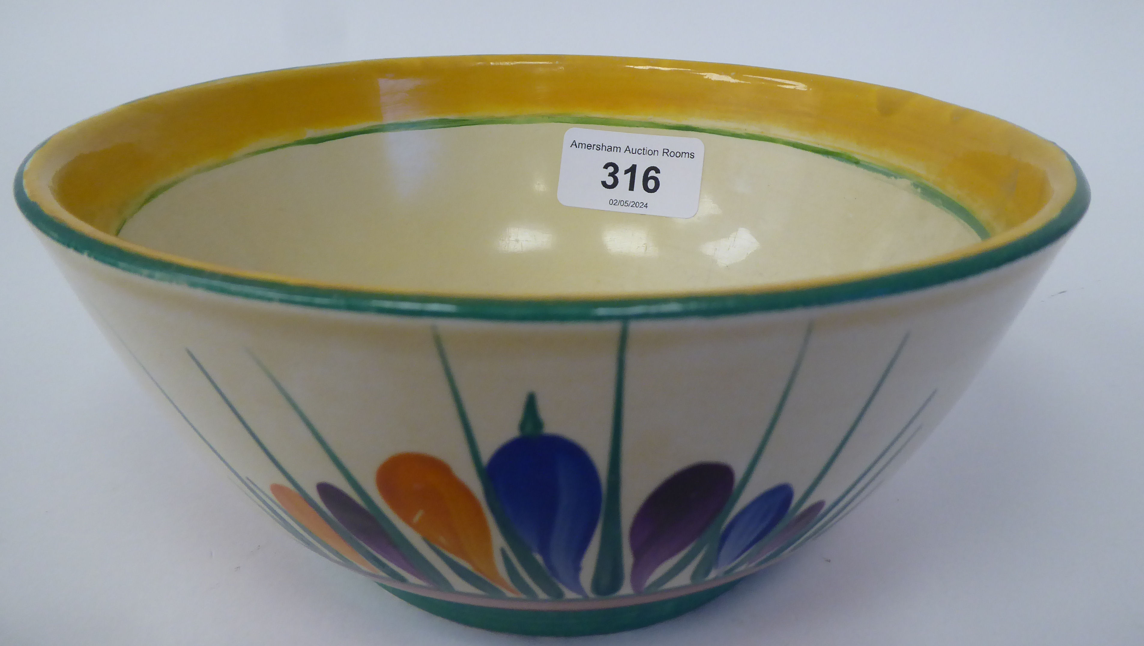 A Clarice Cliff Bizarre, Newport Pottery, Crocus pattern bowl  6.5"dia