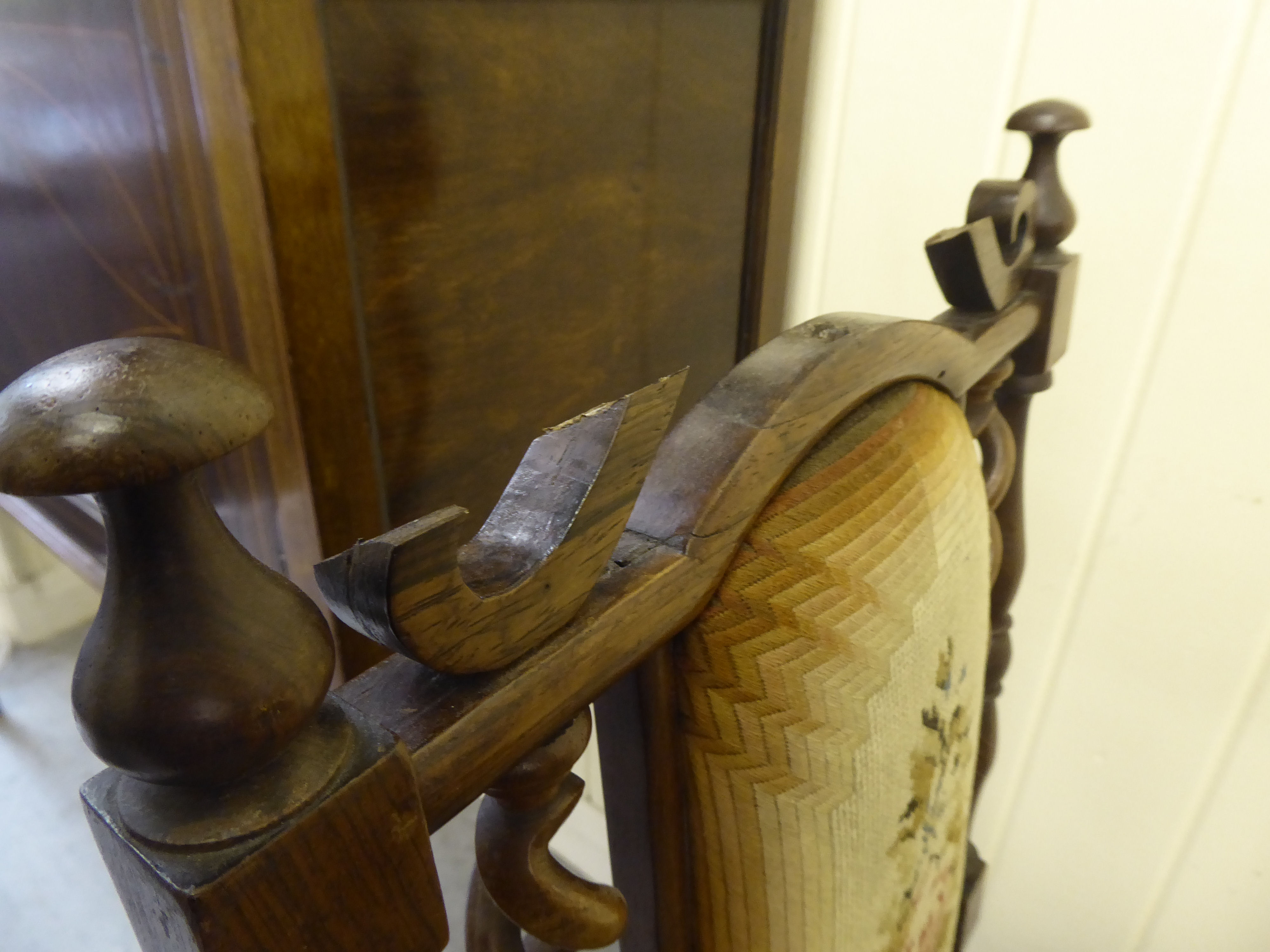 A pair of 19thC rosewood framed drawing room chairs of diminutive proportions, each with an - Image 7 of 8