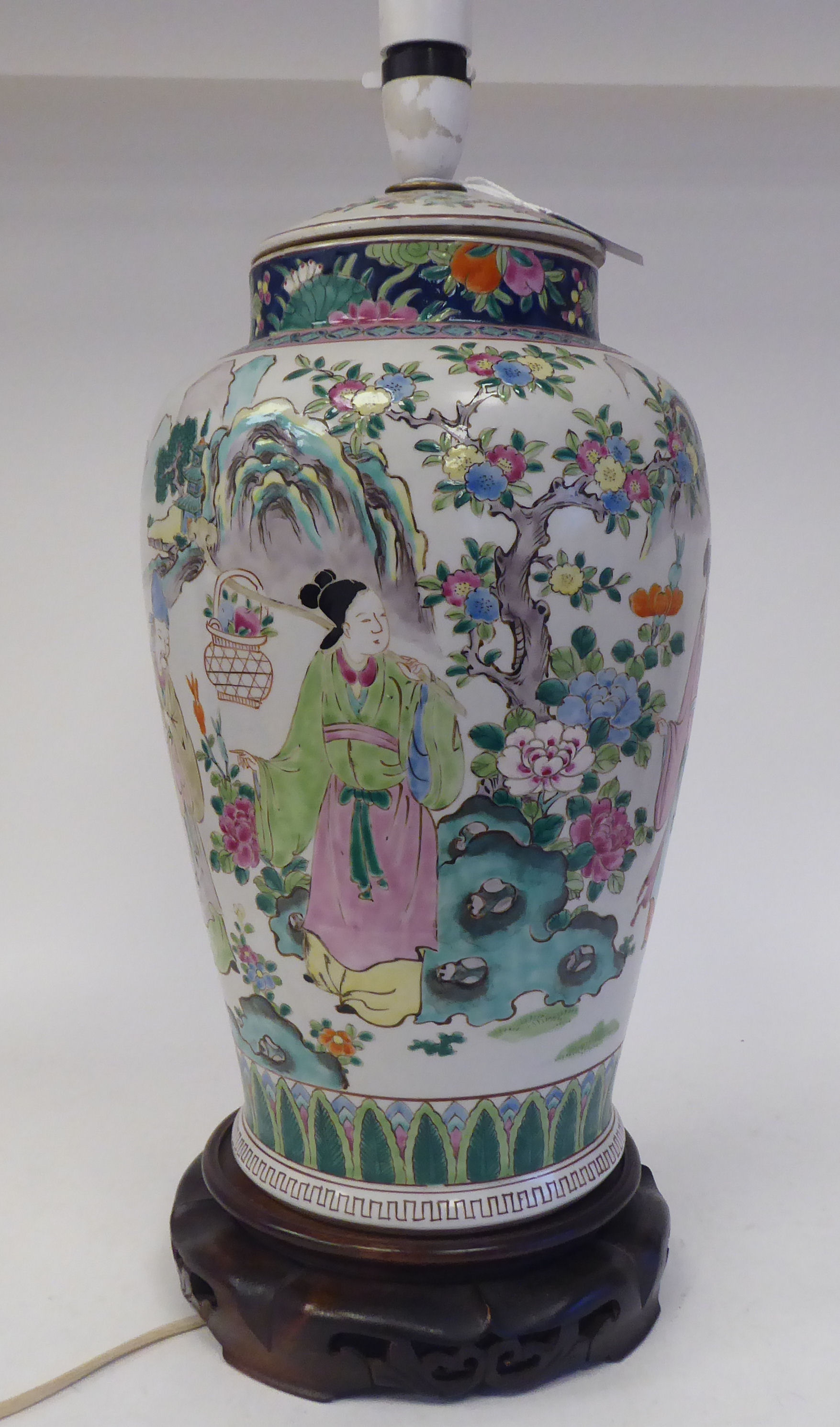 A late 19th/early 20thC Chinese porcelain table lamp of covered, baluster vase design, decorated - Image 3 of 5
