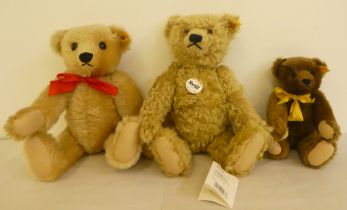 Steiff Teddy bears: to include a replica of a 1920s bear  13"h