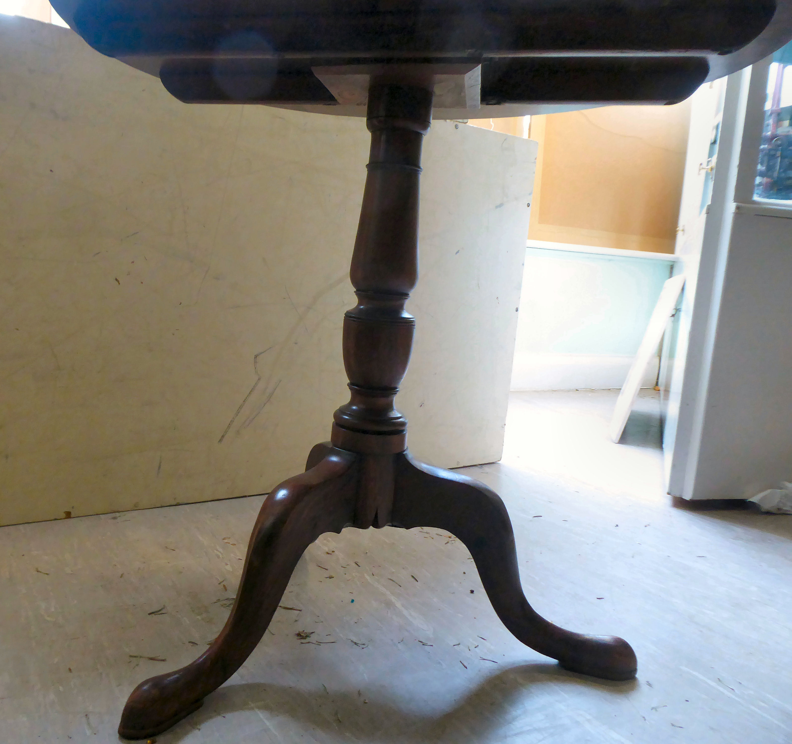 A George III mahogany pedestal table, the tip-top raised on a tripod base and pad feet  28"h  30"dia - Image 3 of 7