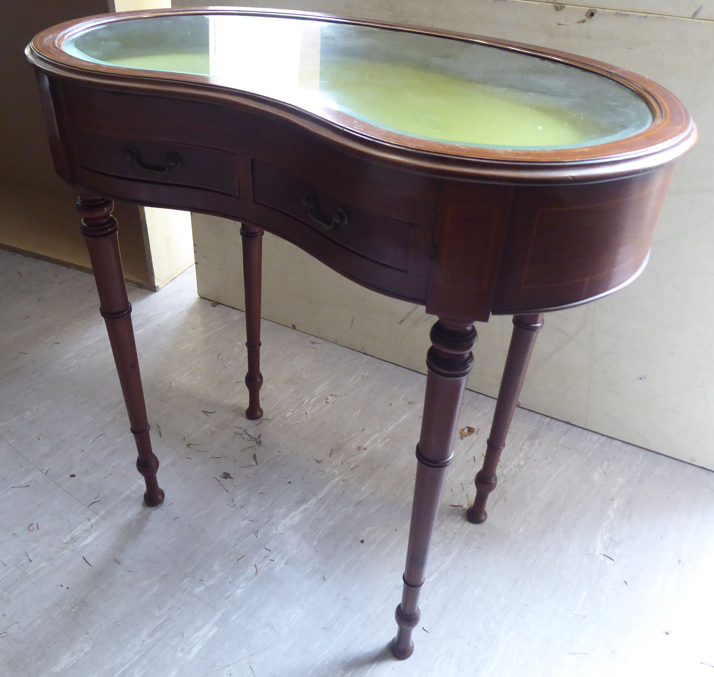 A George III mahogany pedestal table, the tip-top raised on a tripod base and pad feet  28"h  30"dia - Image 7 of 7