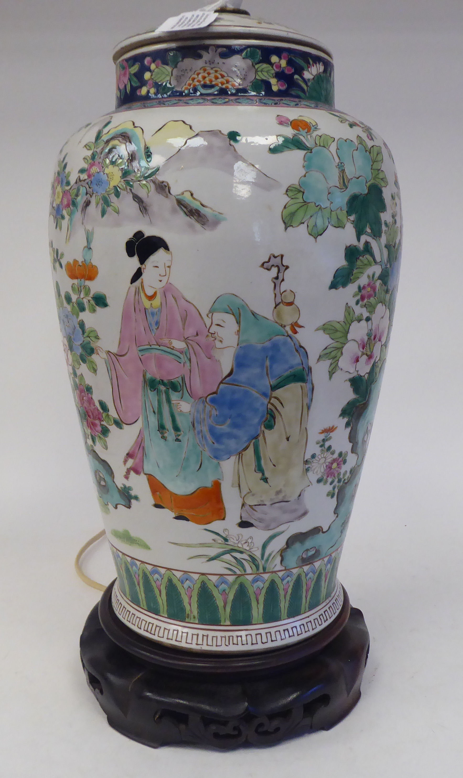 A late 19th/early 20thC Chinese porcelain table lamp of covered, baluster vase design, decorated - Image 4 of 5