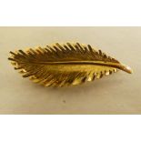 A 9ct gold leaf design brooch