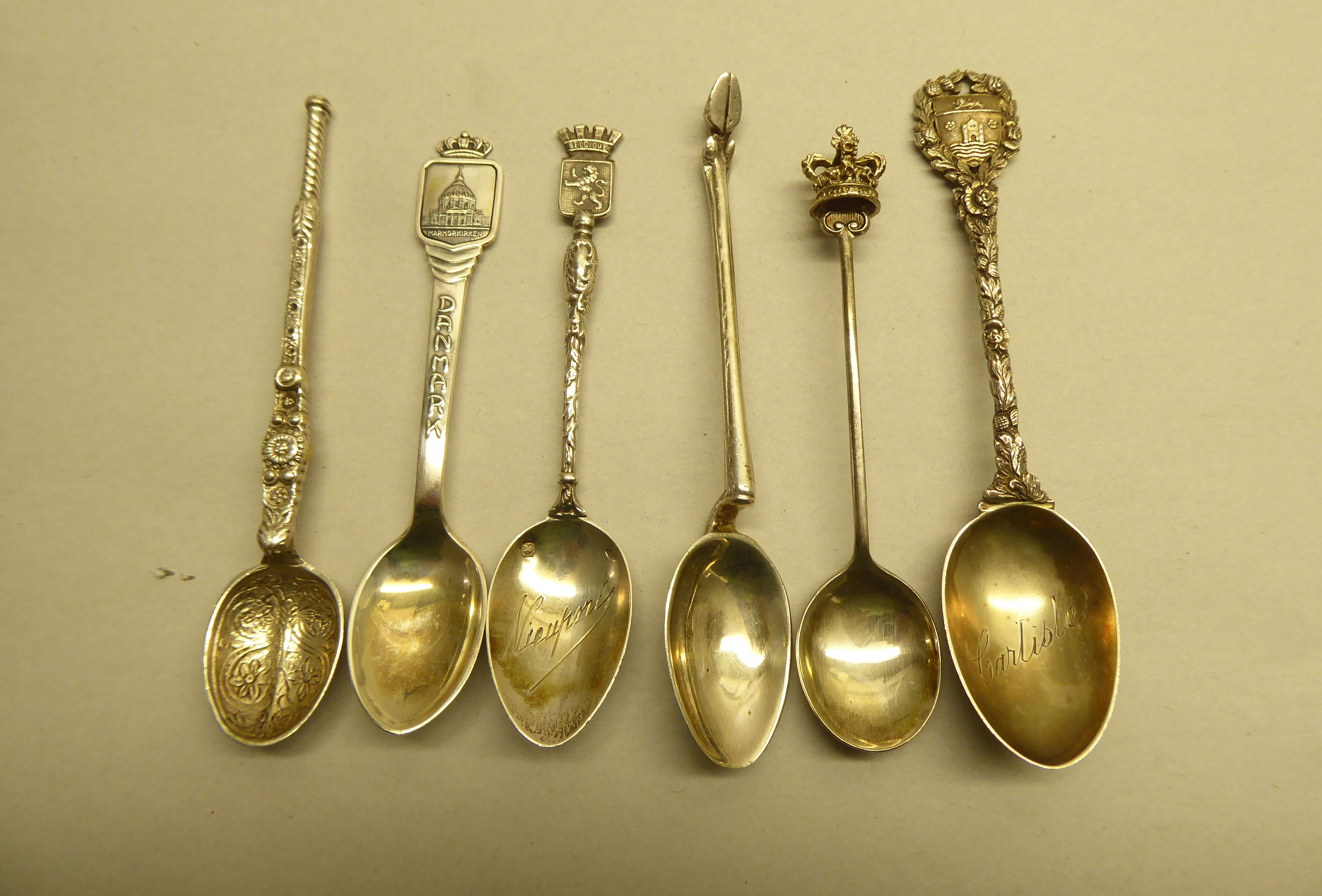 Silver collectables: to include decorated teaspoons  mixed marks - Image 4 of 5