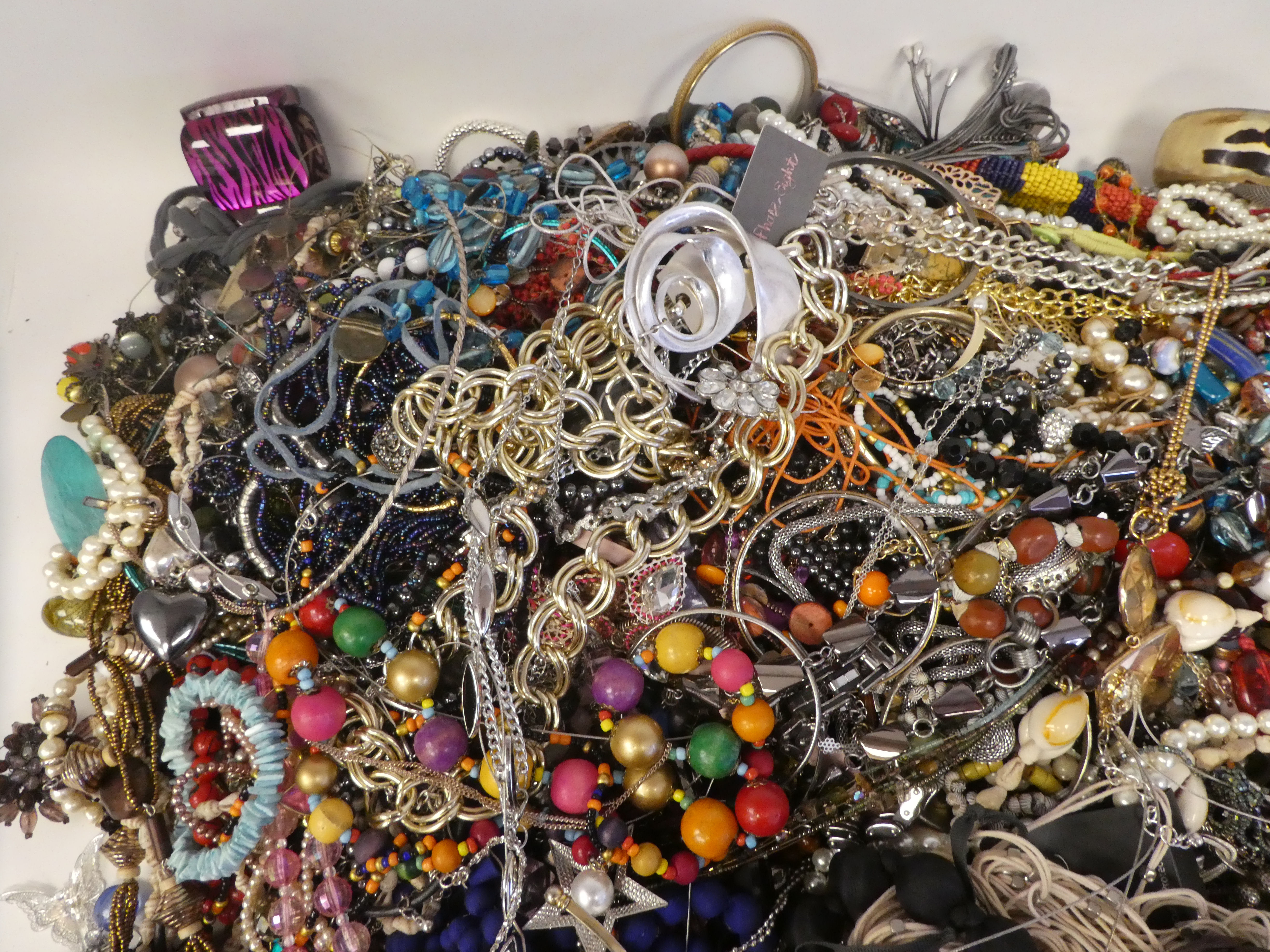 Costume jewellery, mainly bangles and bracelets, simulated pearls and other necklaces - Image 2 of 5