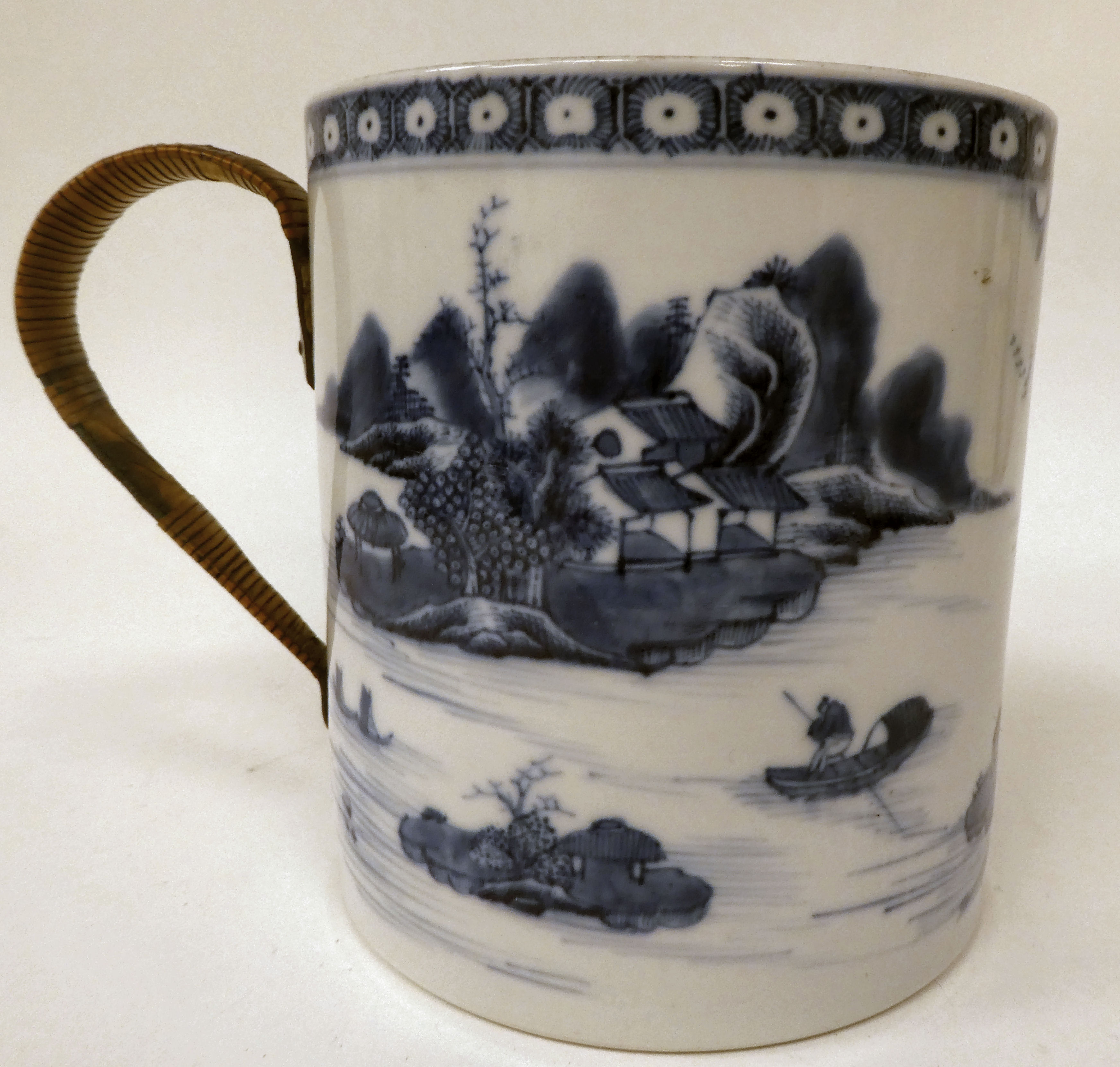 A late 18thC Chinese porcelain mug, decorated with a landscape  5"dia - Image 3 of 7