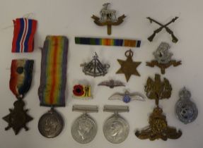 Militaria, cap badges and medals (Please Note: this lot is subject to the statement made in the