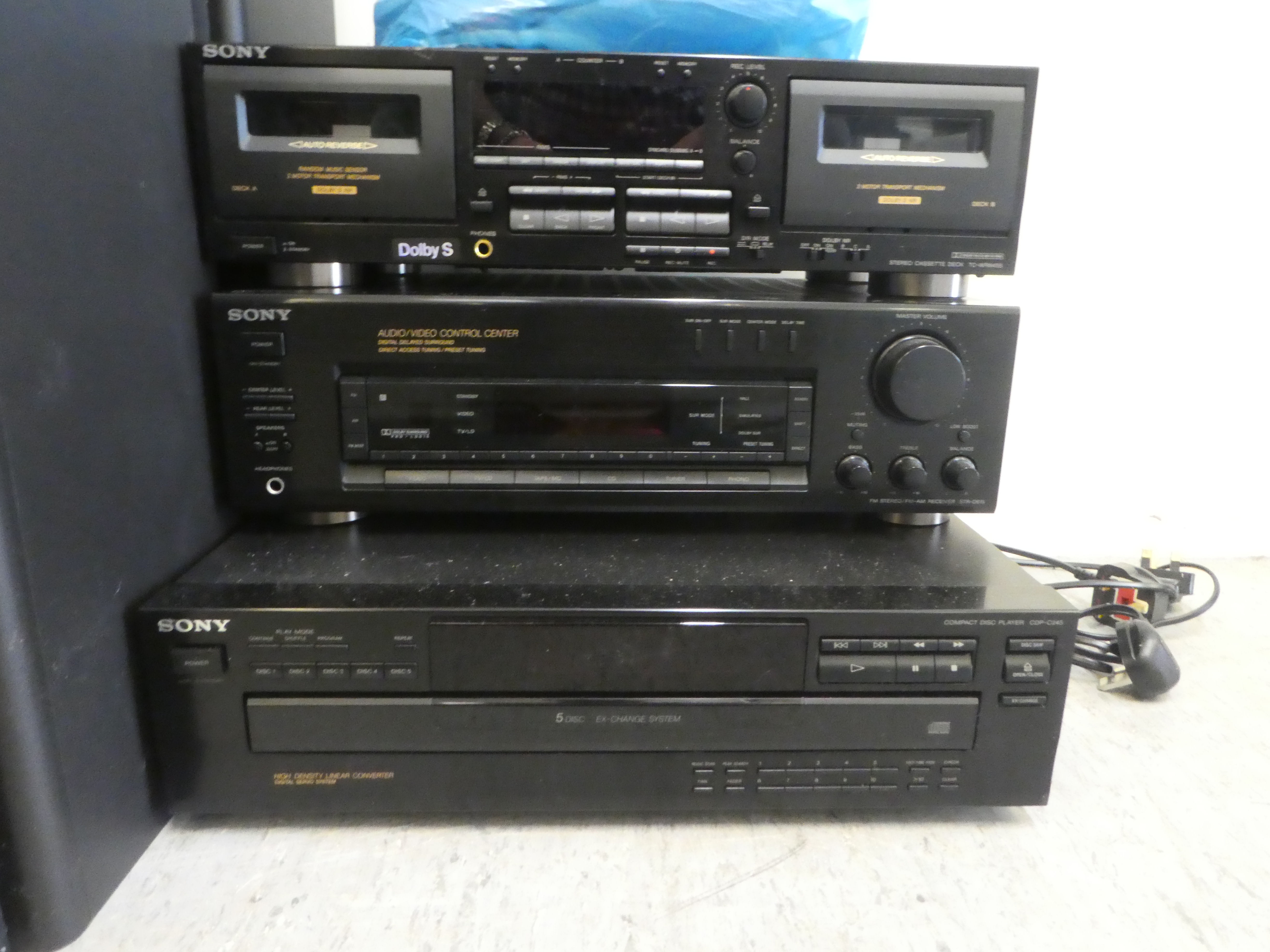 Sony stacking stereo equipment and two pair of speakers - Image 2 of 3