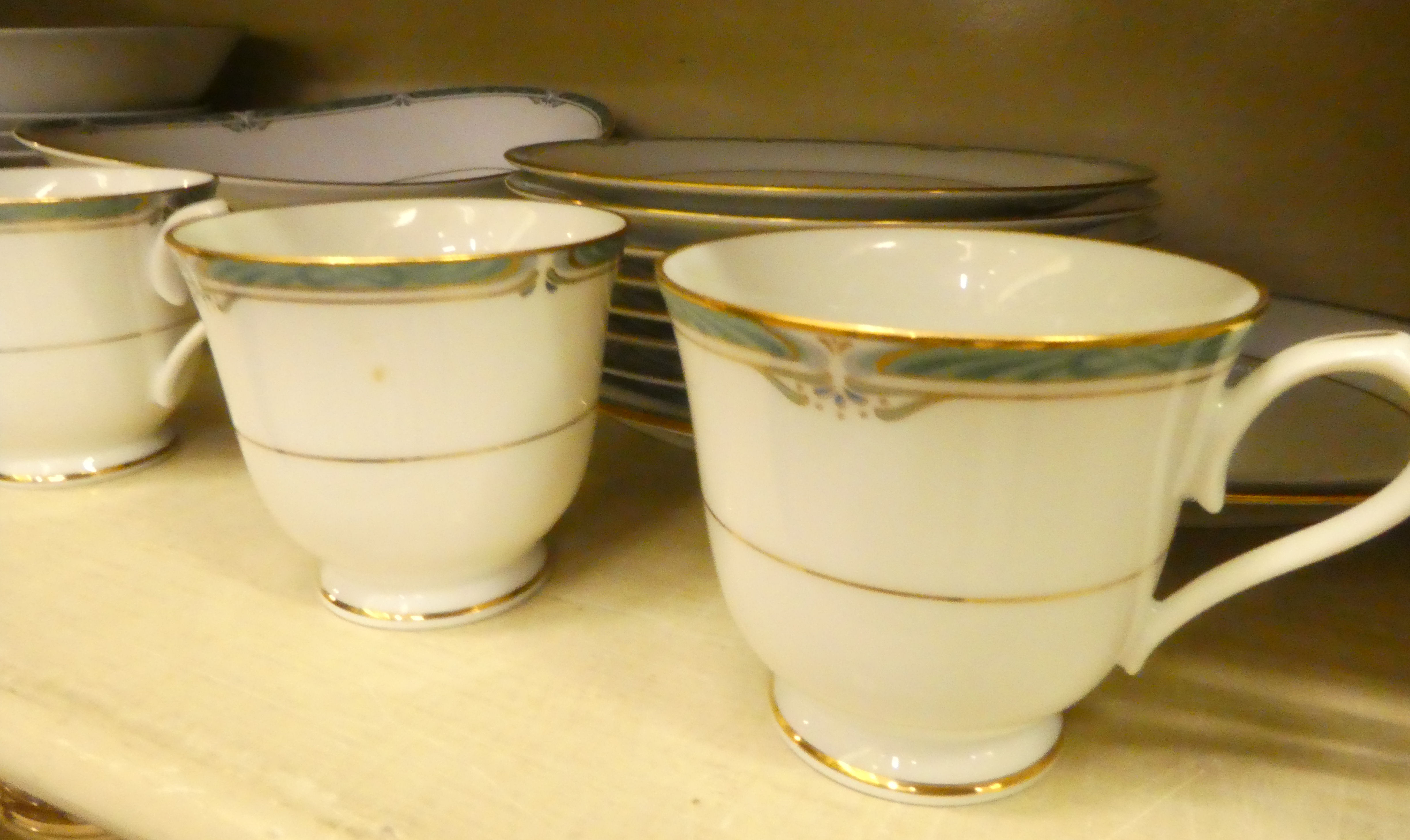 A Noritake porcelain Glenabbey pattern dinner service - Bild 4 aus 7