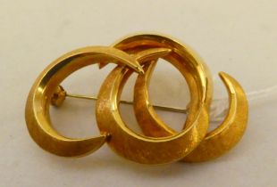 An 18ct gold multi crescent brooch