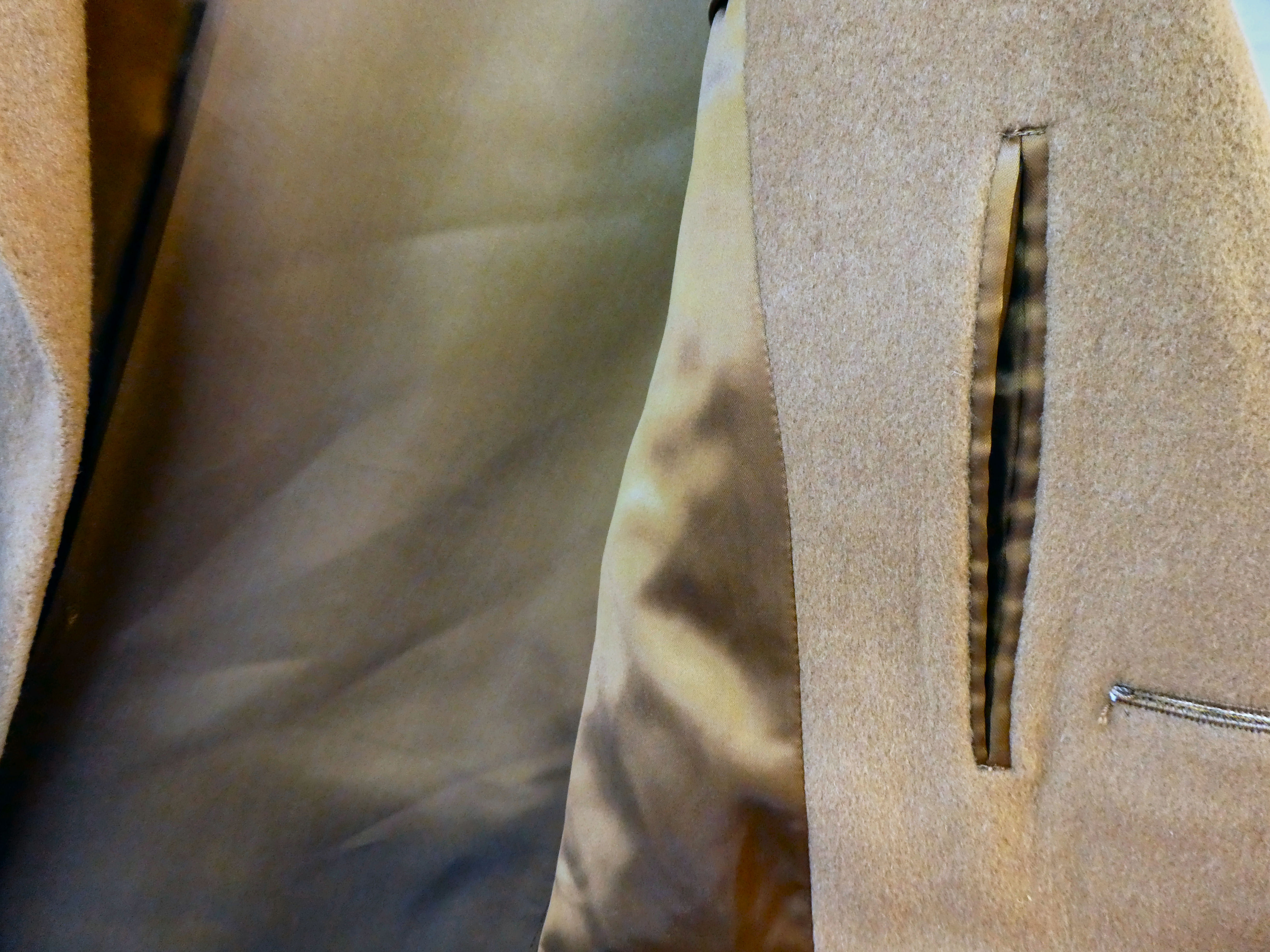 A Daks of London mans tan brown fabric three quarter length coat  approx. size 44" regular/large - Image 4 of 5